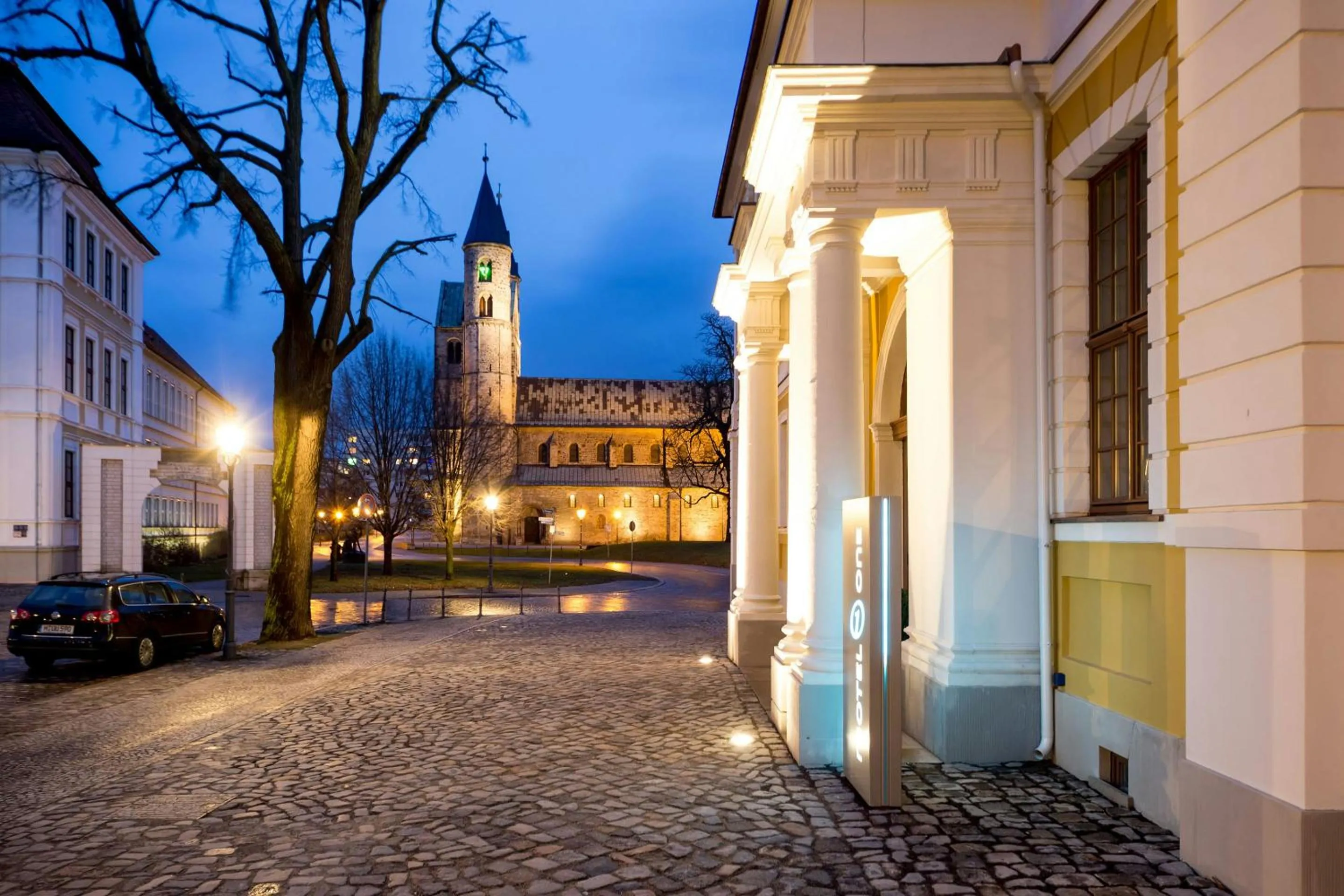 Facade/entrance in Motel One Magdeburg