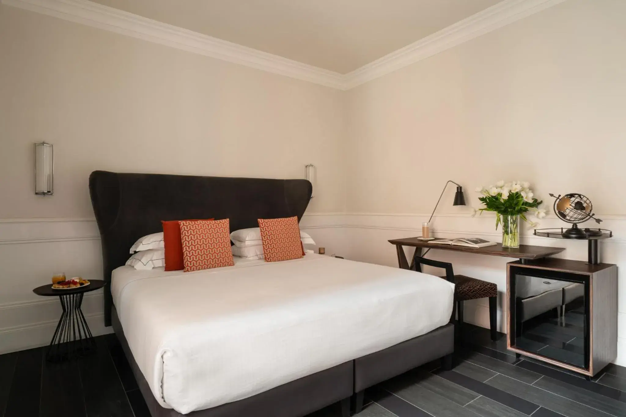 Bedroom, Bed in Palazzo Navona Hotel Bedroom, Bed in Palazzo Navona Hotel