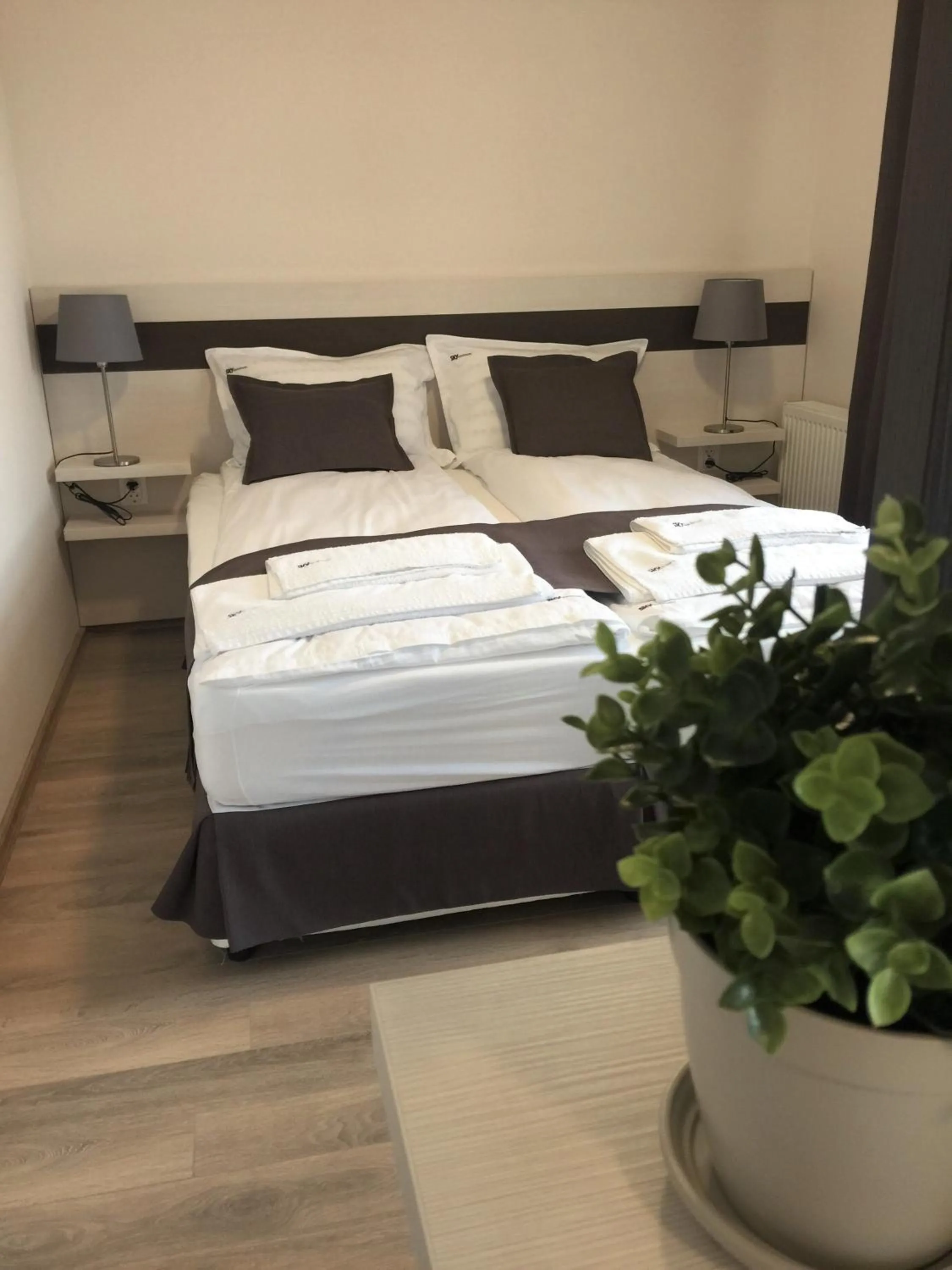 Bedroom, Bed in Sky Apartments