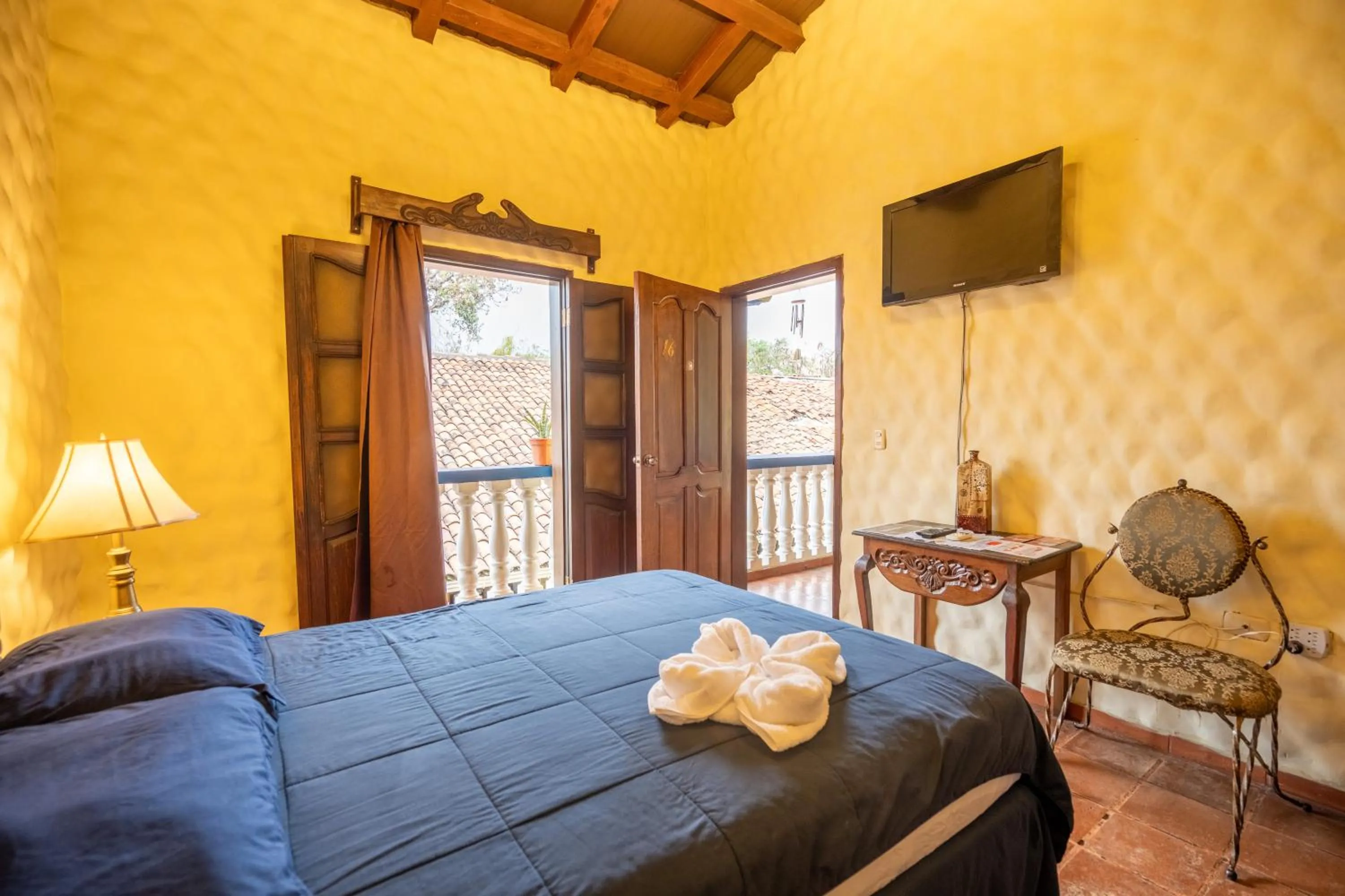 Bed in Hotel Caxa Real