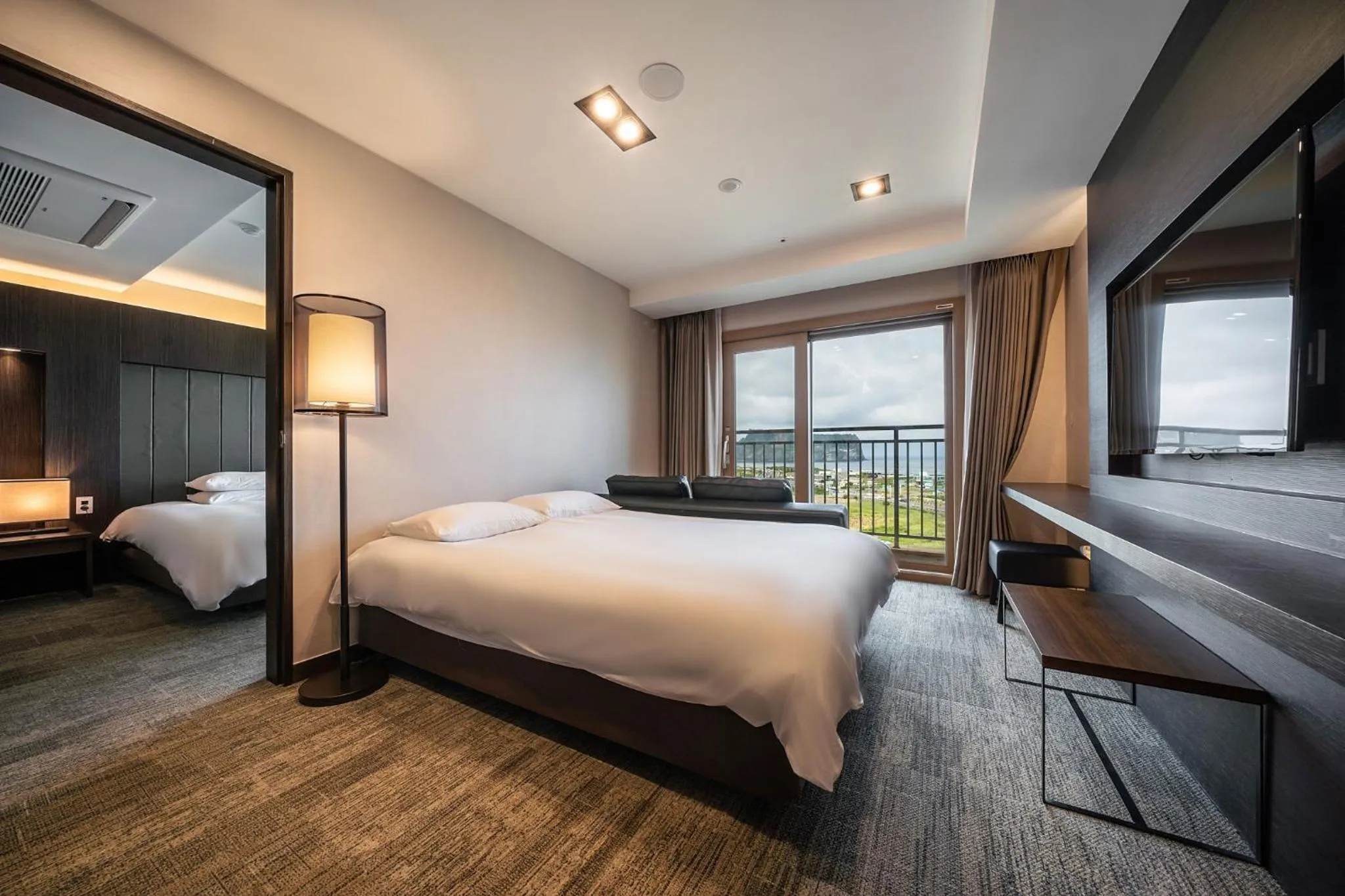 Jeju Seongsan Golden View Hotel