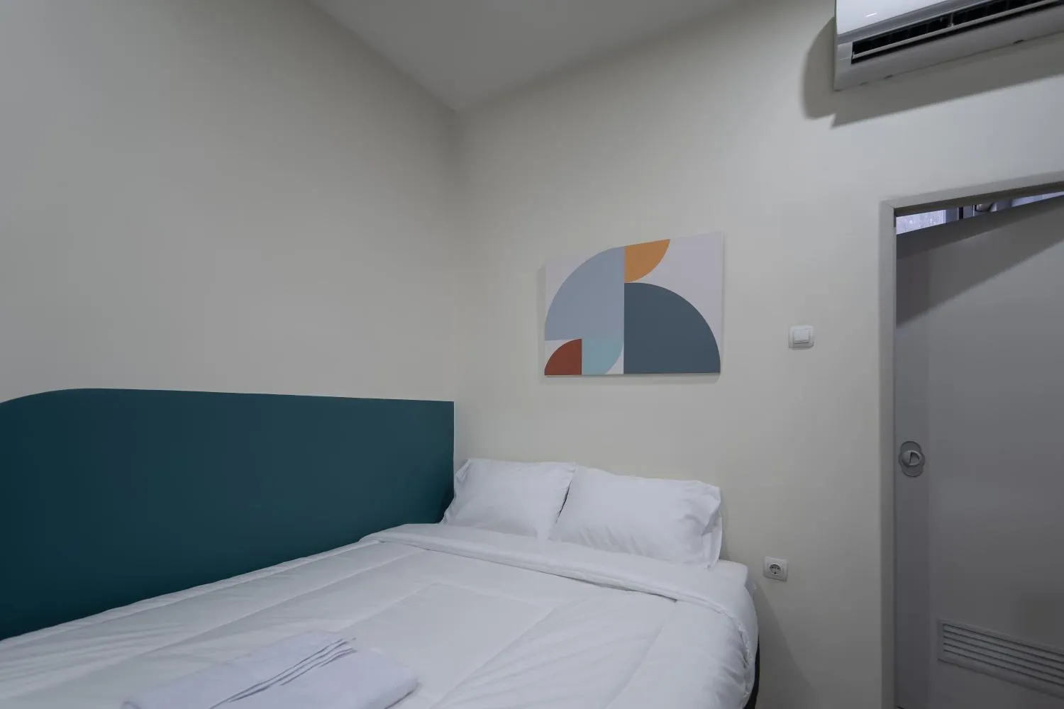 Bedroom, Bed in Cove Veranda