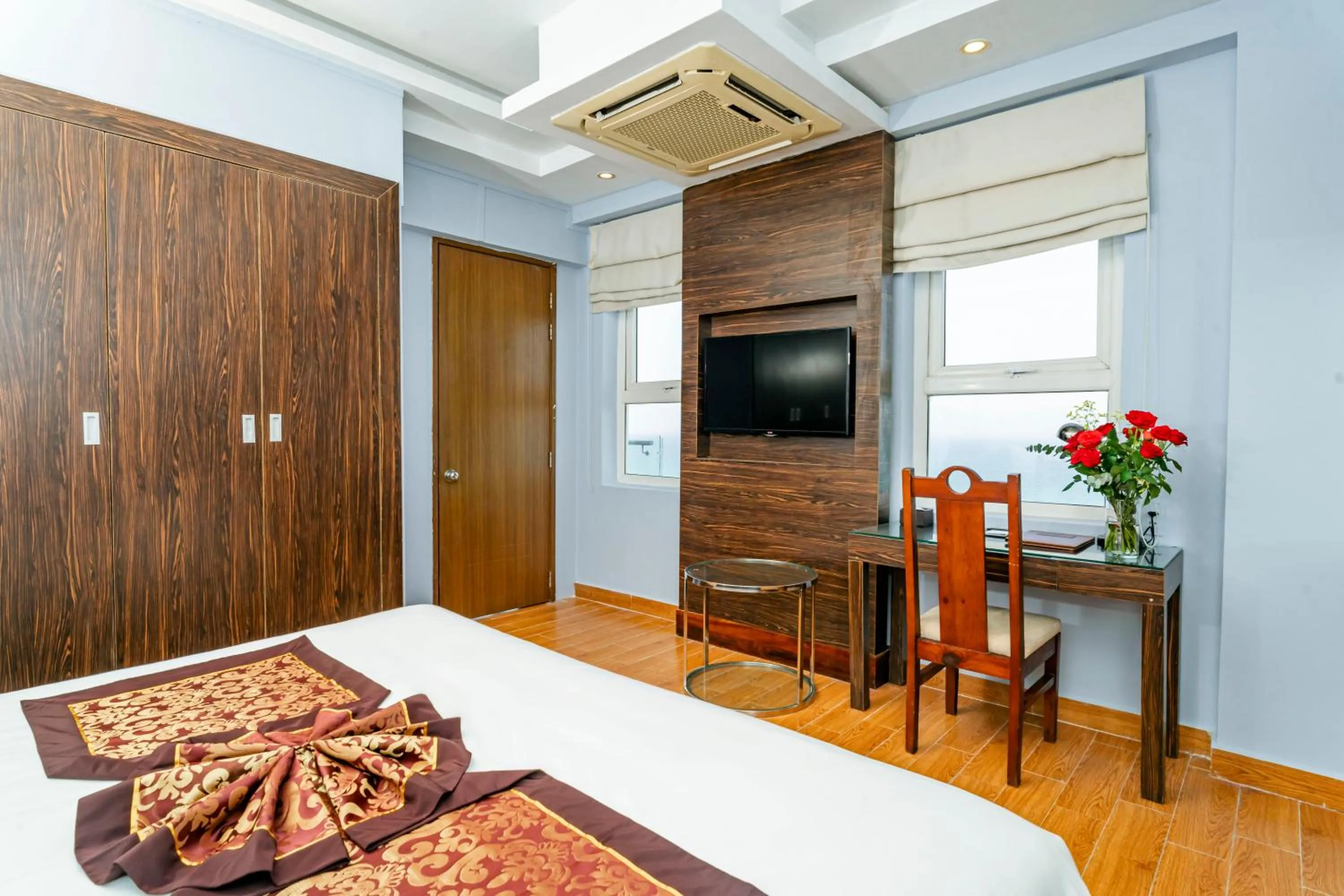 TV and multimedia, Bed in Ocean Waves Resort Cam Ranh