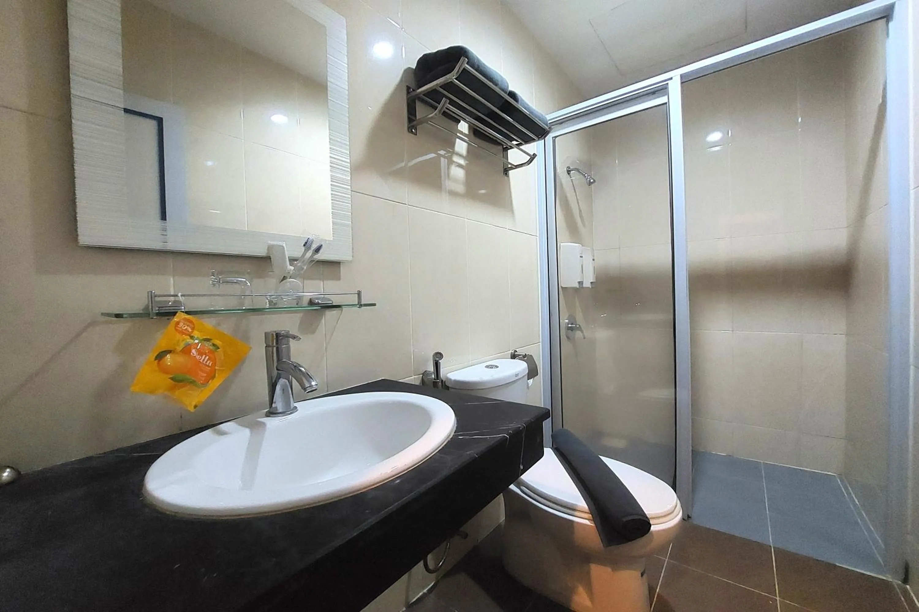 Bathroom in D'MERLION HOTEL