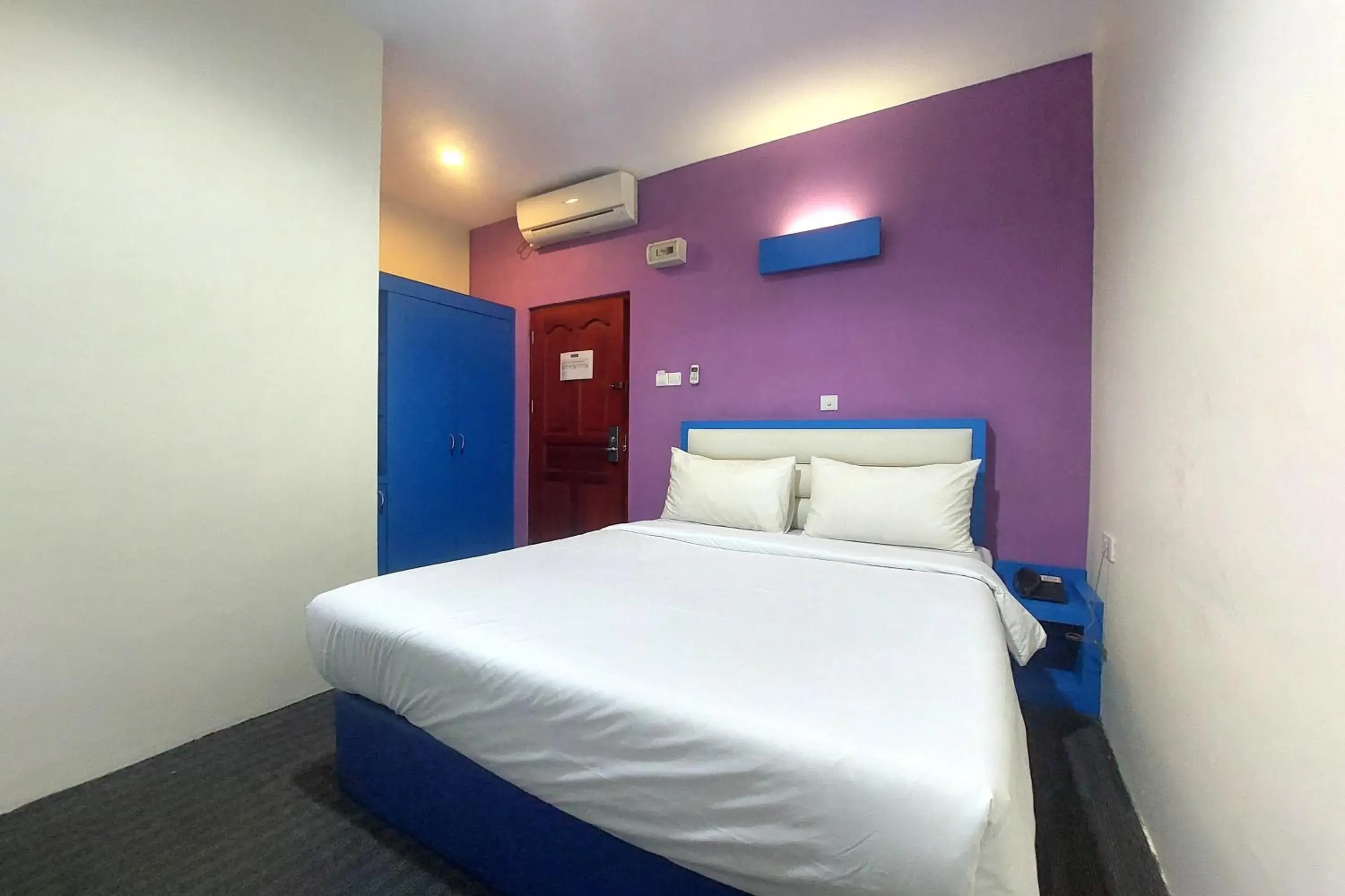 Superior Double Room in D'MERLION HOTEL Superior Double Room in D'MERLION HOTEL