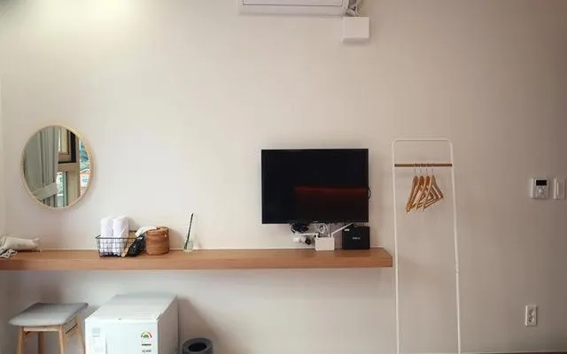 38th Street Guesthouse