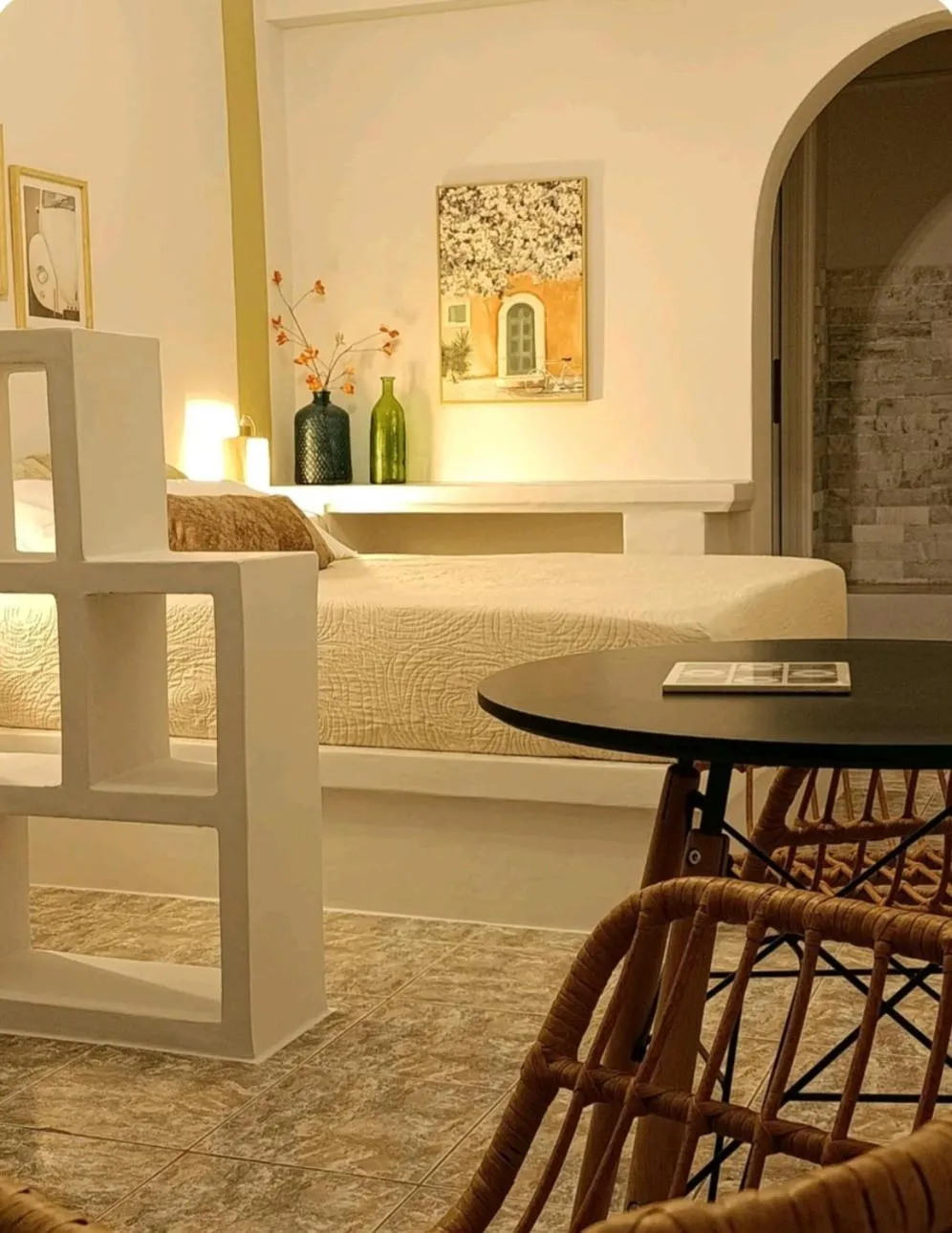 Overhill Apartments Adamas