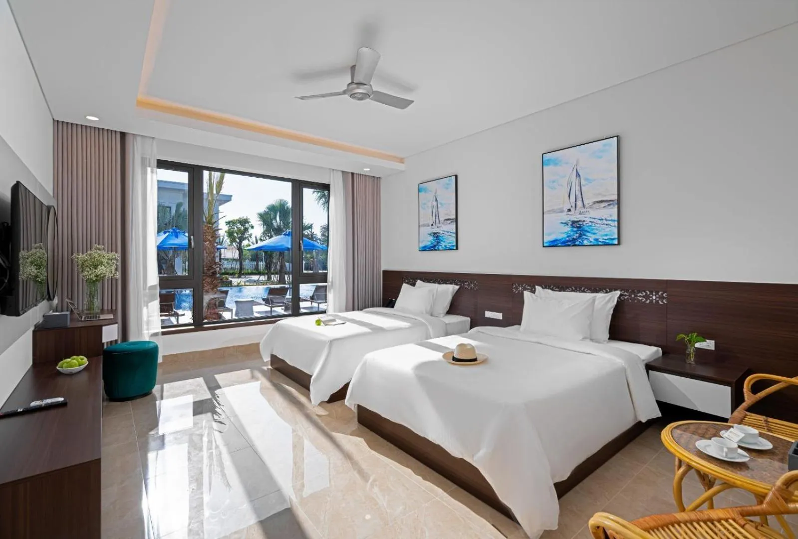 Bed in Hoang Yen Boutique Hotel