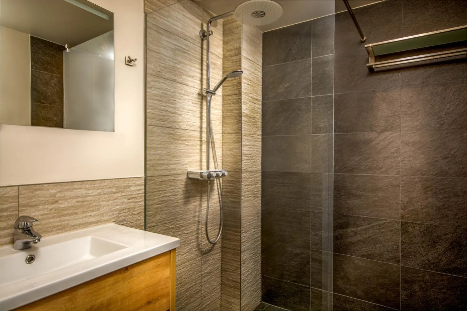 Bathroom in Aparthotel Ons Epen