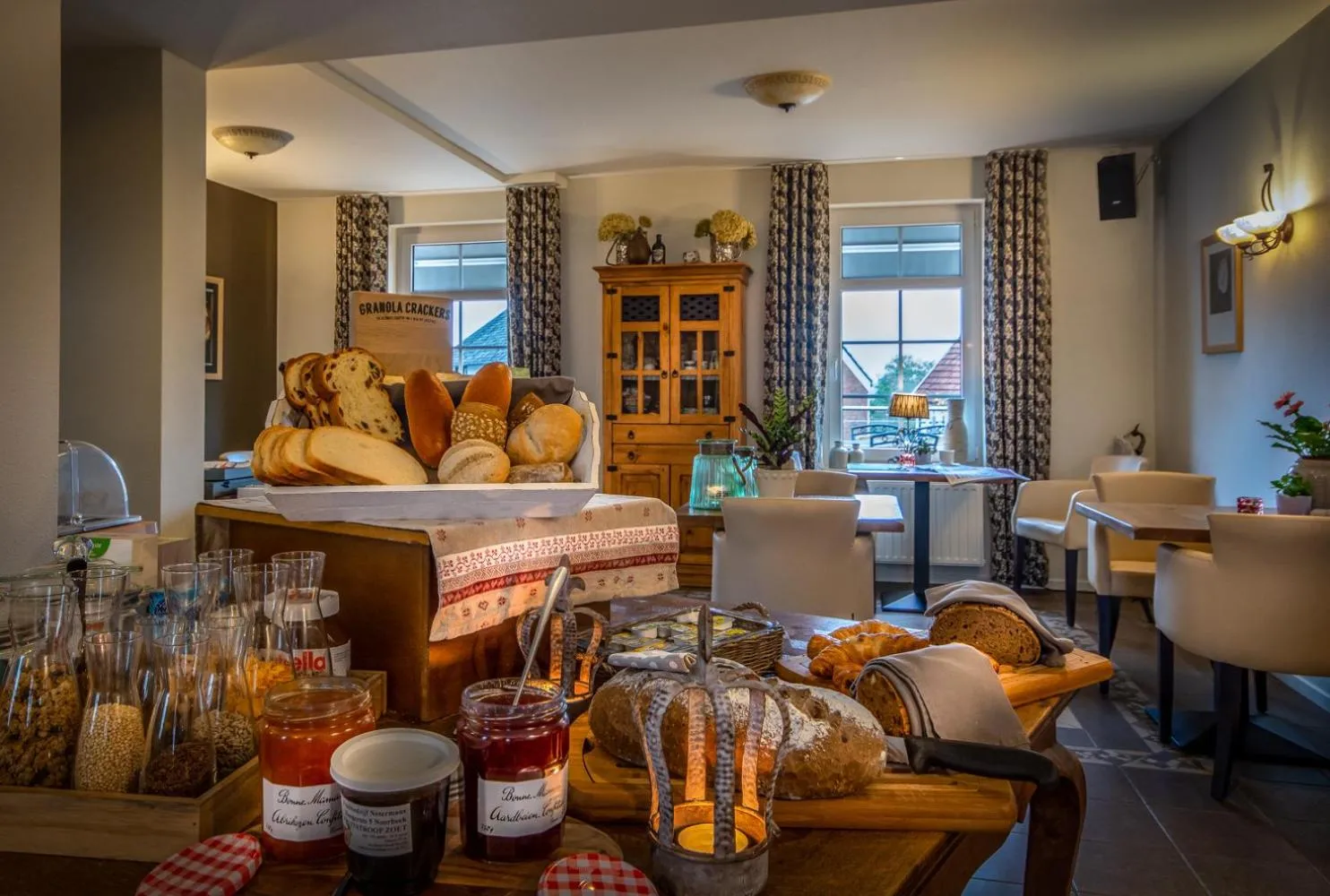 Food and drinks in Aparthotel Ons Epen
