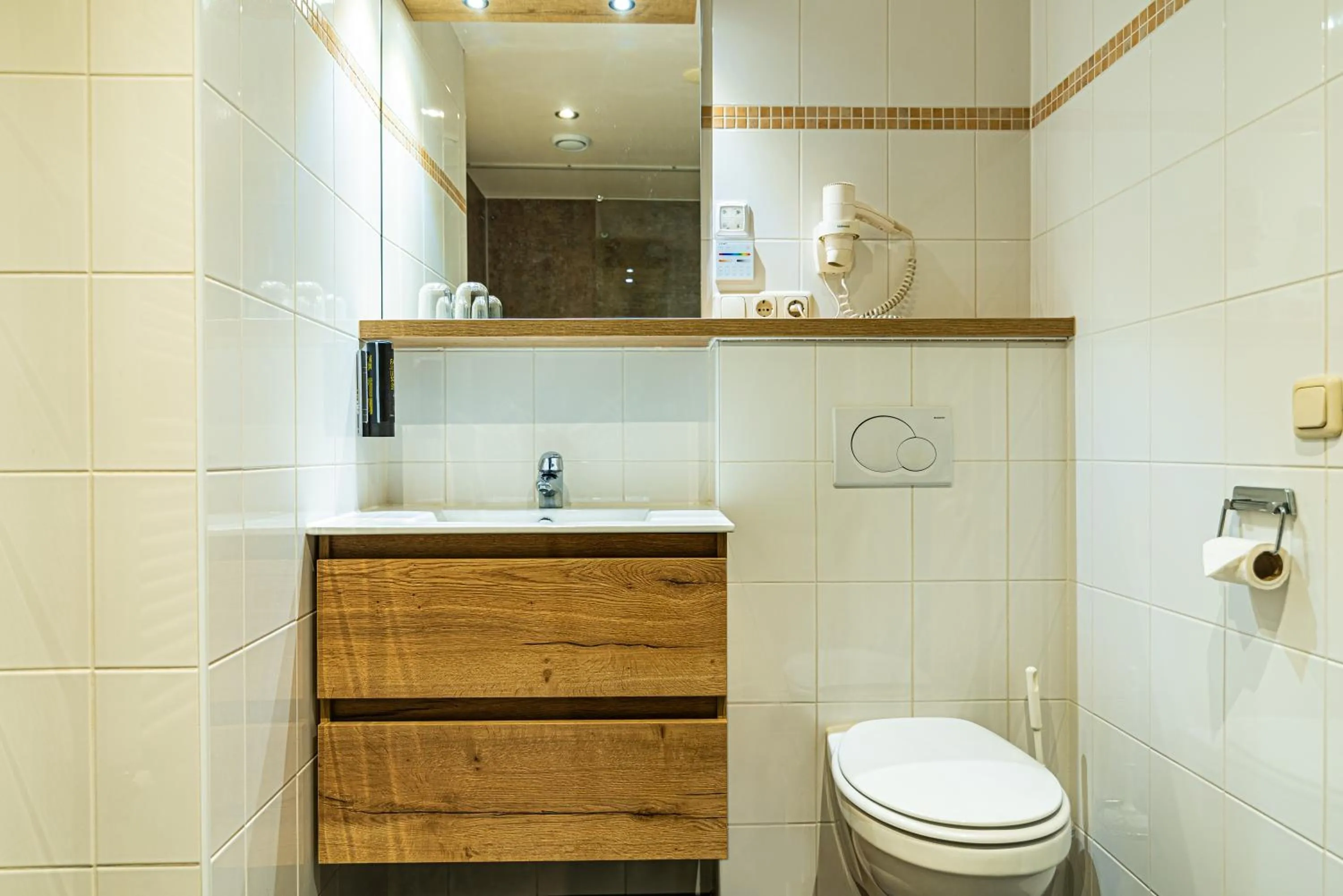 Bathroom in Aparthotel Ons Epen