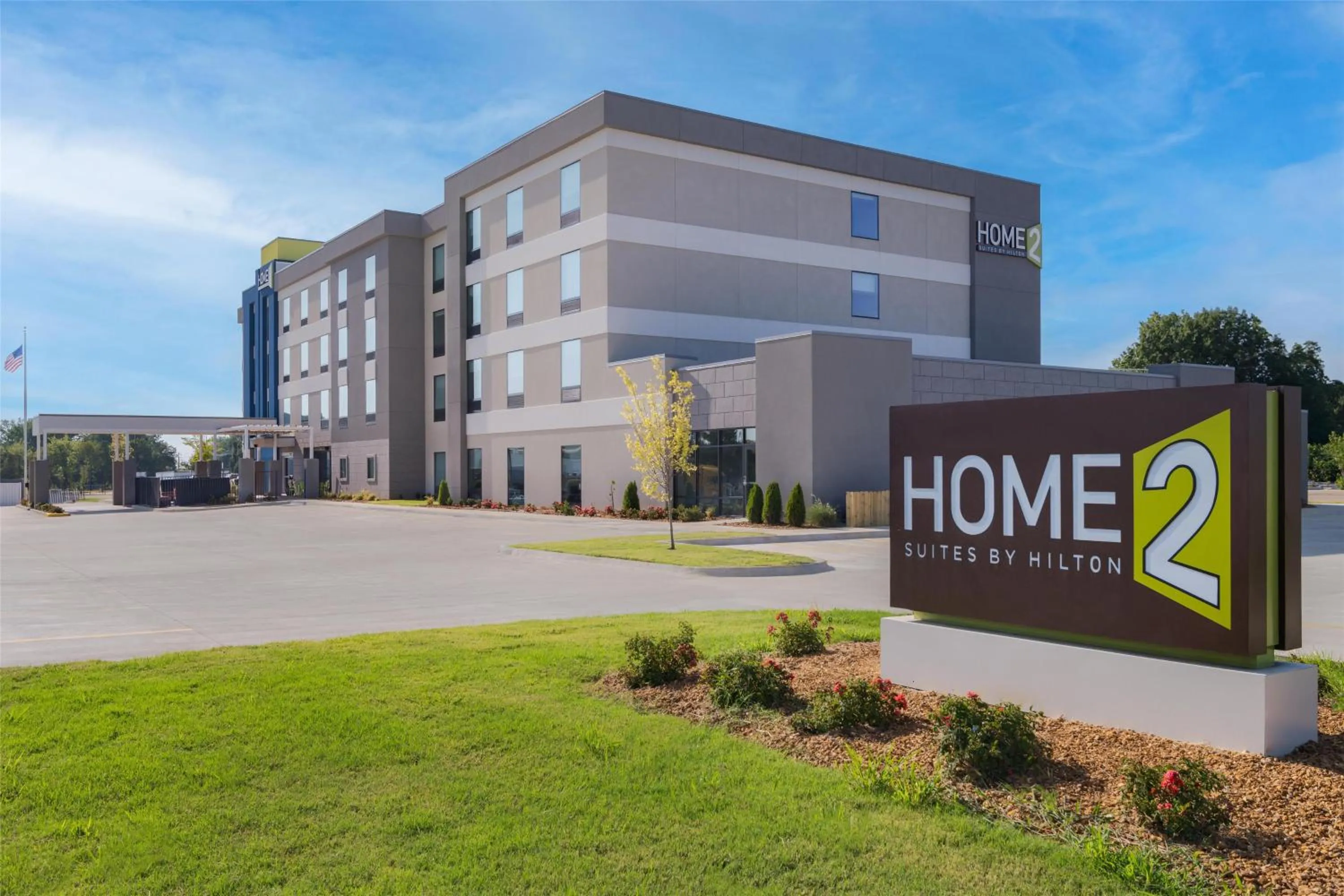 Property building in Home2 Suites By Hilton Forrest City