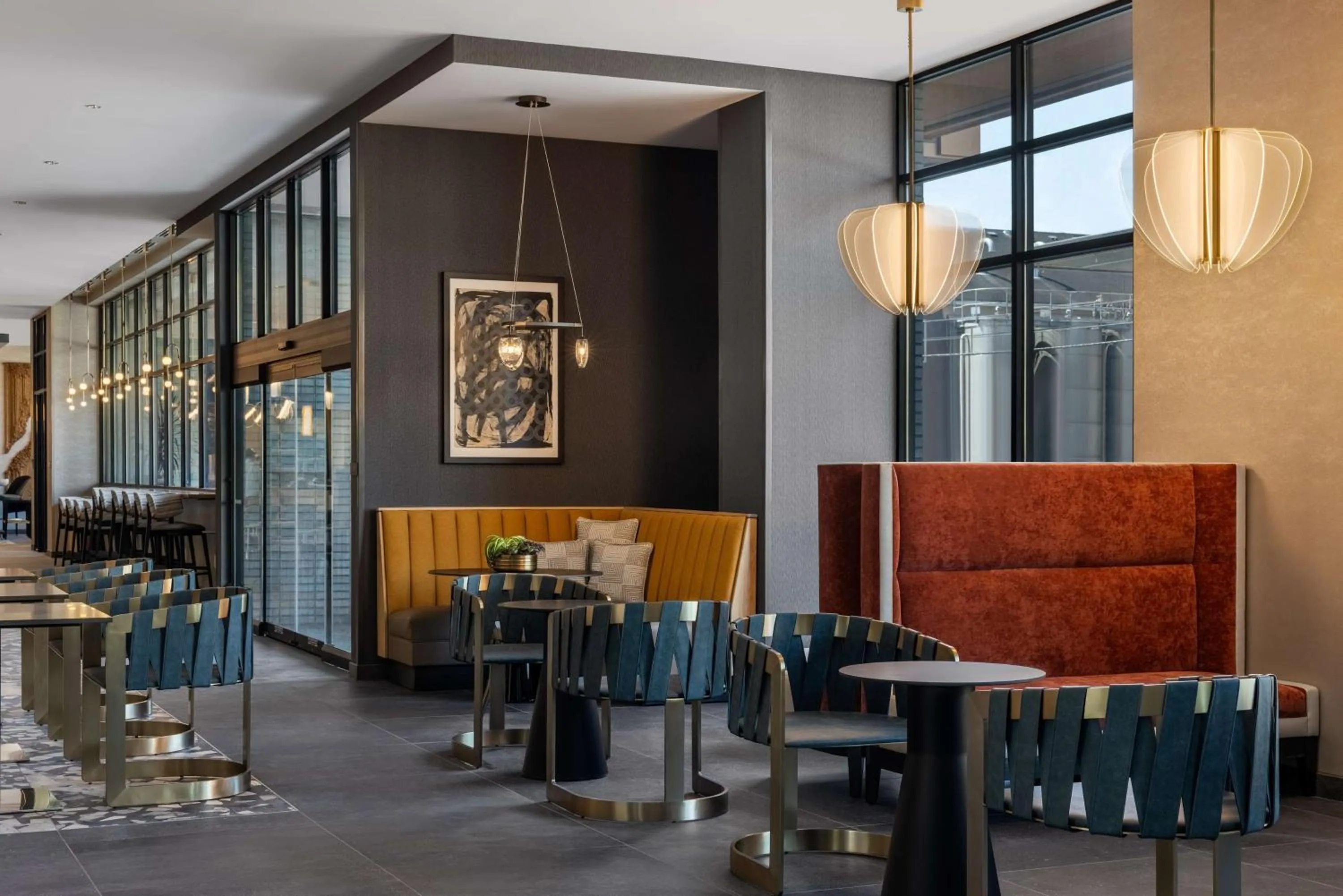 Lobby or reception in Tempo By Hilton Louisville Downtown Nulu