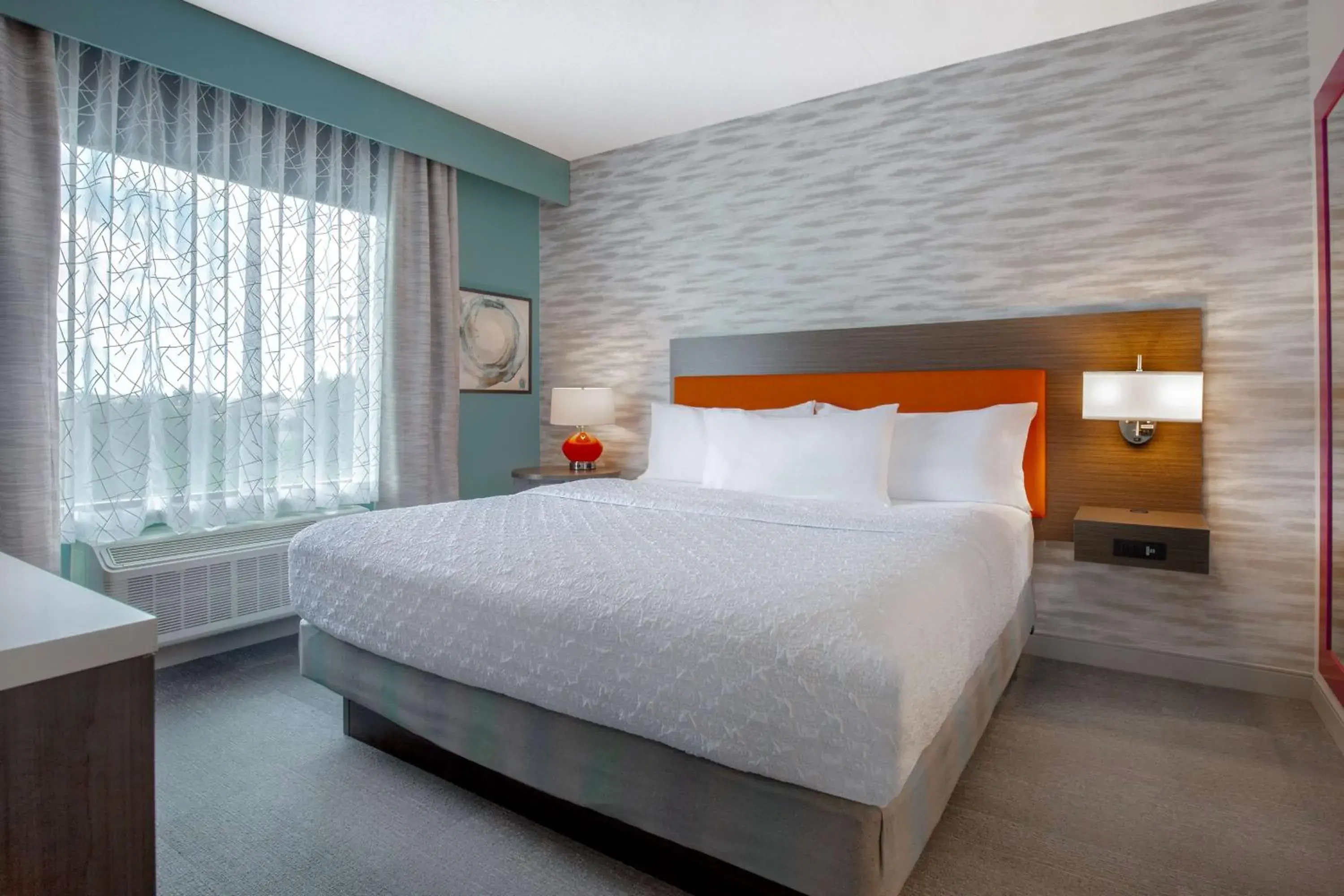 Bed in Home2 Suites By Hilton Thunder Bay Bed in Home2 Suites By Hilton Thunder Bay