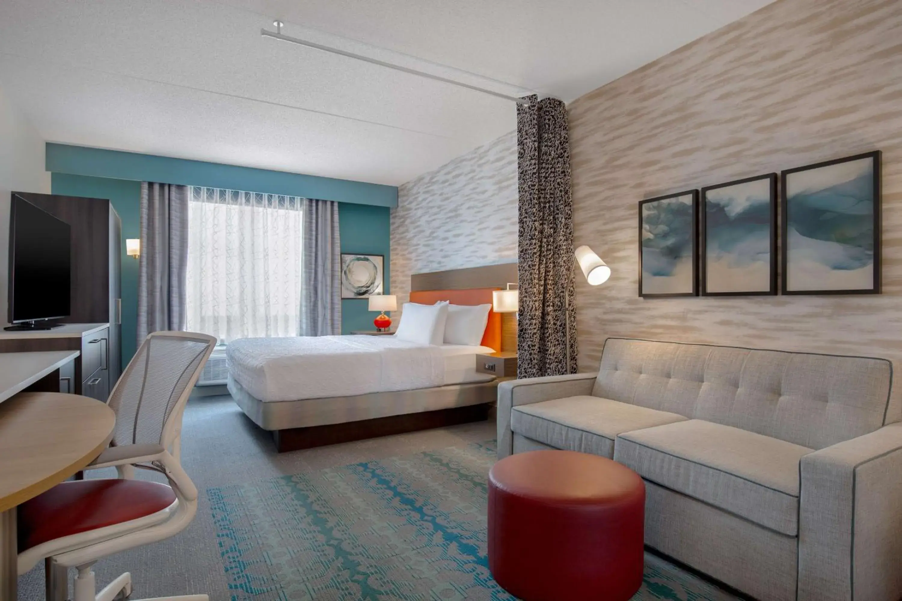 Living room, Bed in Home2 Suites By Hilton Thunder Bay Living room, Bed in Home2 Suites By Hilton Thunder Bay