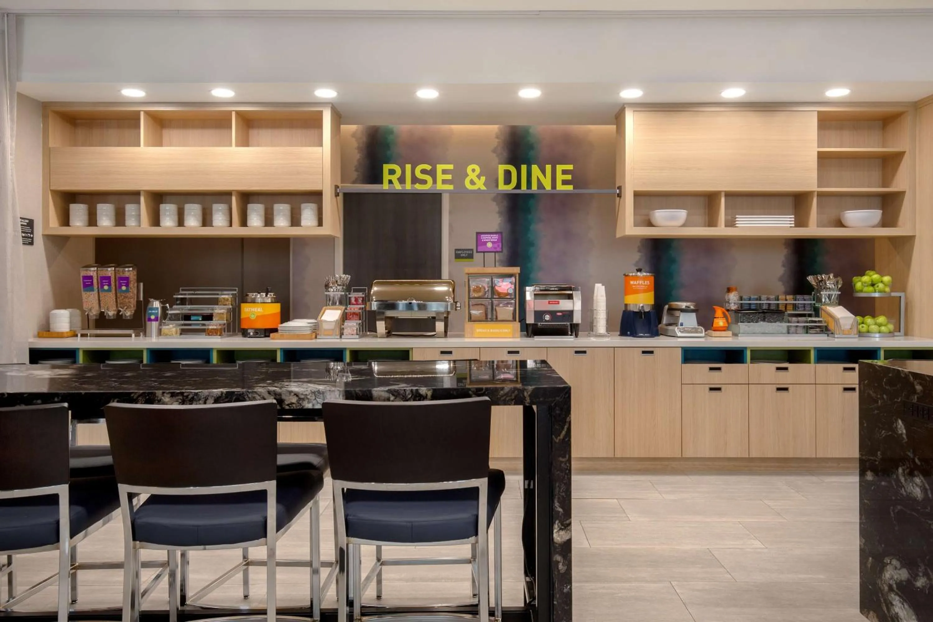 Breakfast in Home2 Suites By Hilton Thunder Bay