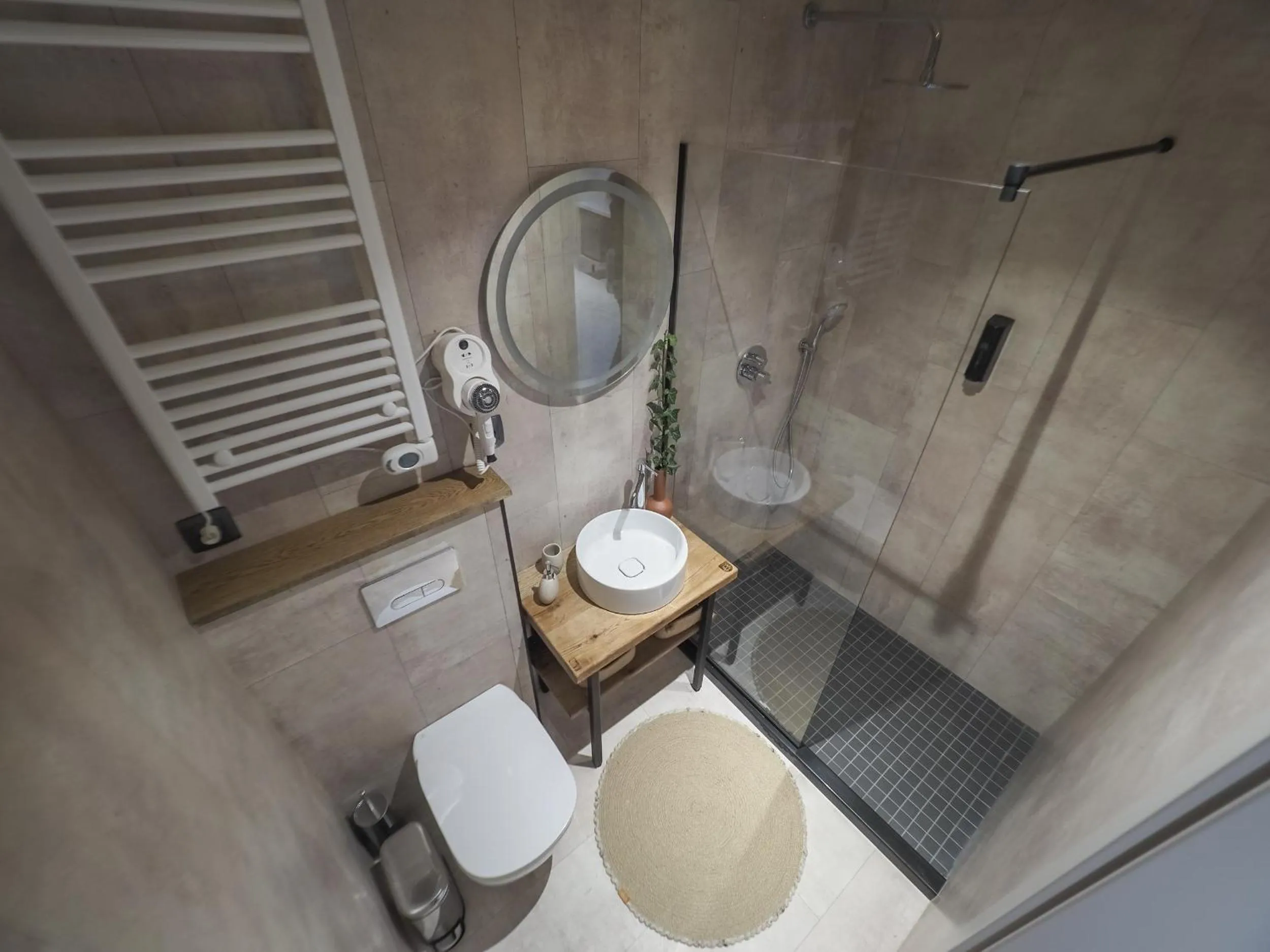 Shower in Craft Inn - Boutique Hotel