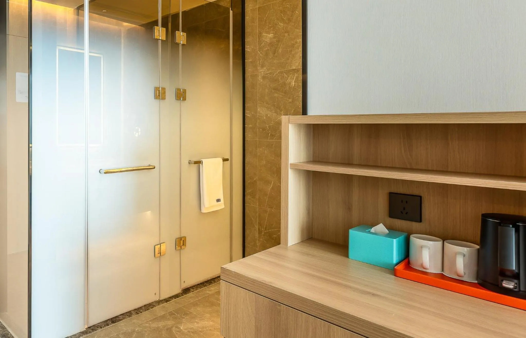 Photo of the whole room in Holiday Inn Express Binzhou City Center by IHG