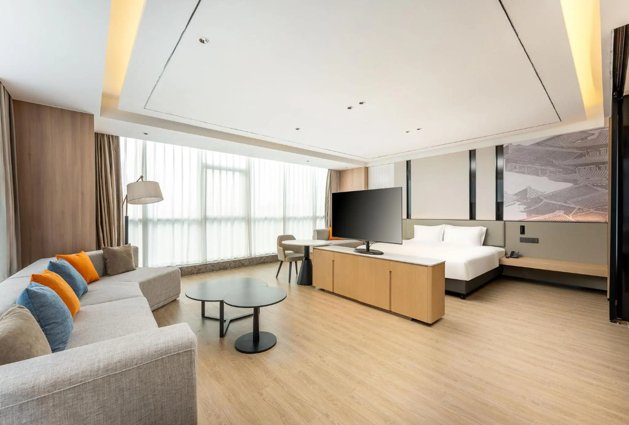 Photo of the whole room in Holiday Inn Express Binzhou City Center by IHG