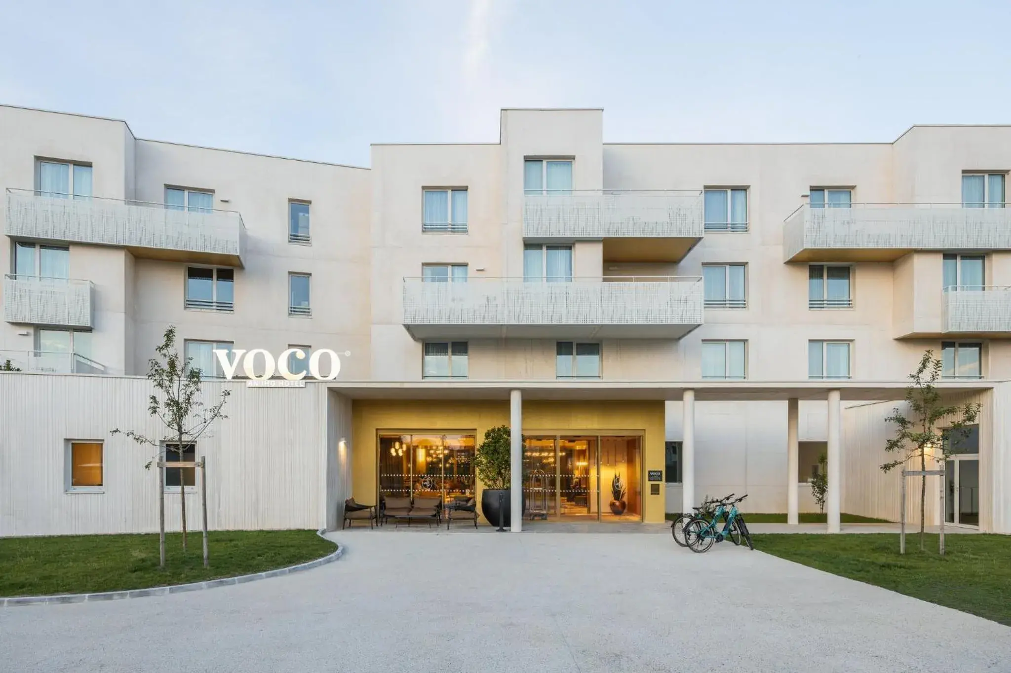 Property building in voco Beaune , Cité des Vins by IHG Property building in voco Beaune , Cité des Vins by IHG