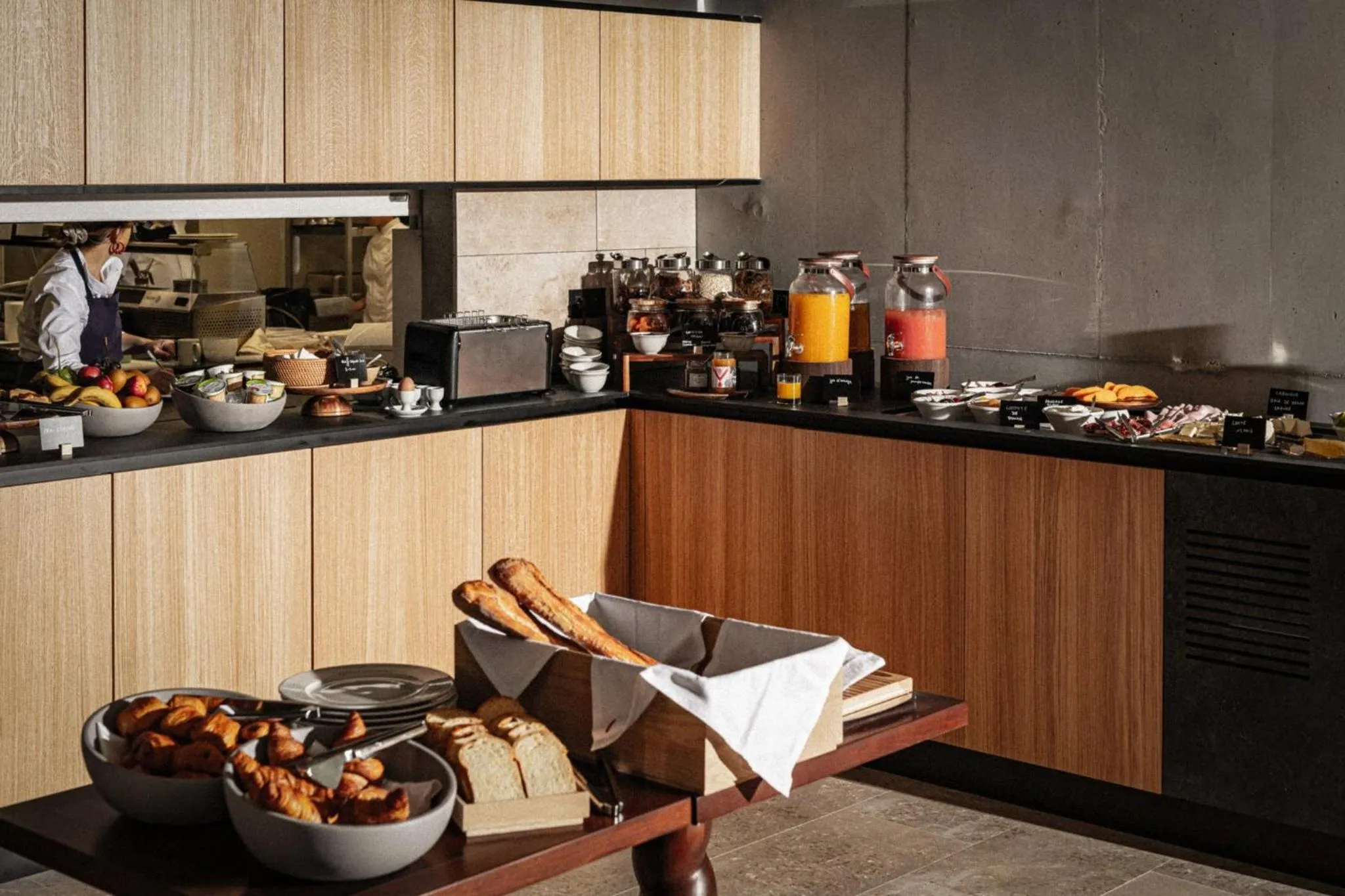 Breakfast in voco Beaune , Cité des Vins by IHG