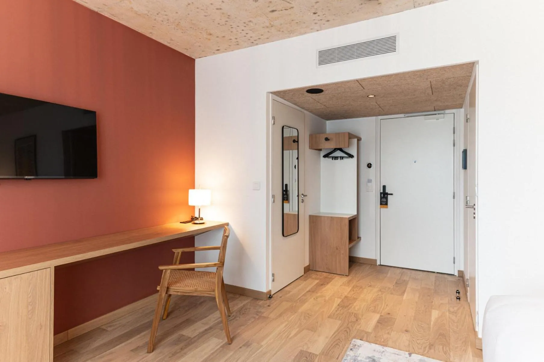 Photo of the whole room in voco Beaune , Cité des Vins by IHG