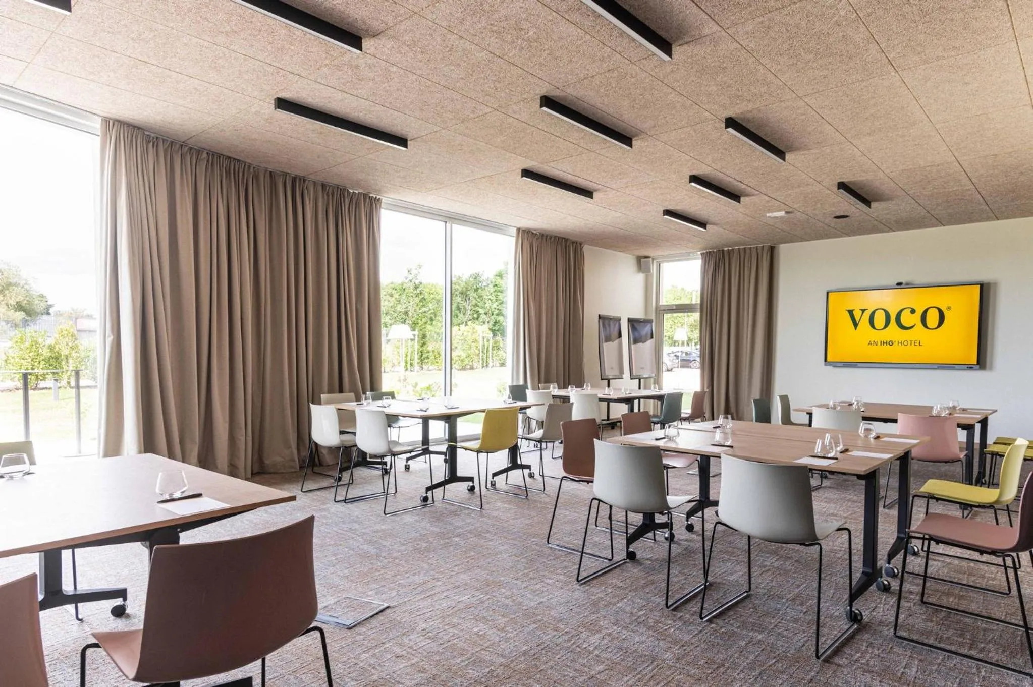 Meeting/conference room in voco Beaune , Cité des Vins by IHG