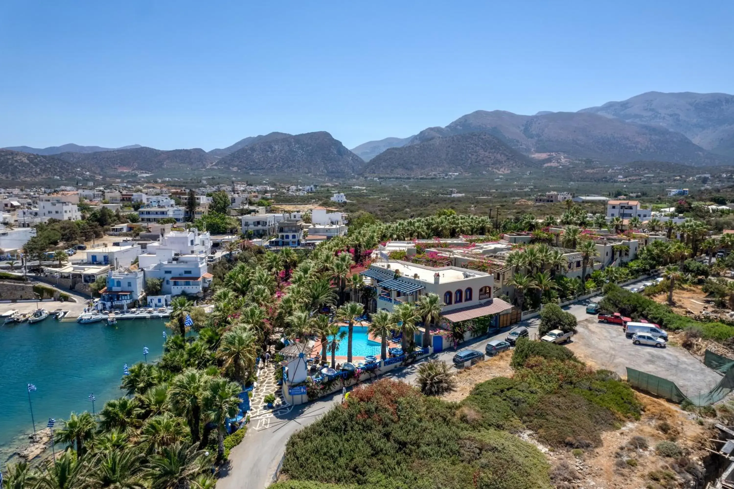 Property building in Palm Bay by Estia Property building in Palm Bay by Estia