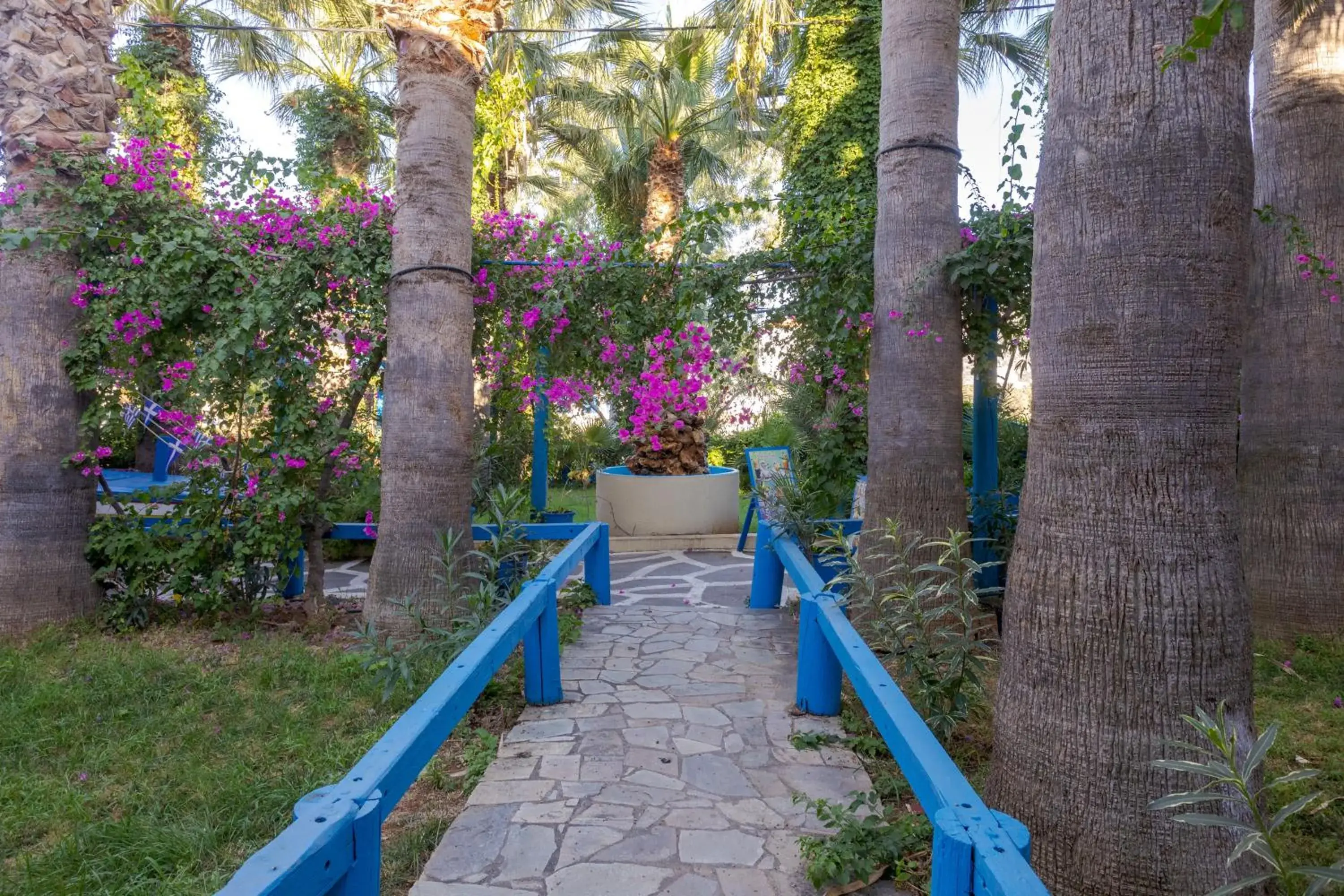 Property building in Palm Bay by Estia Property building in Palm Bay by Estia