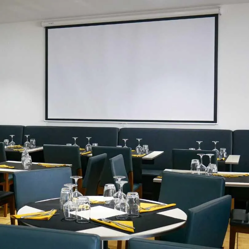 LE CENTRAL HOTEL BAR RESTAURANT