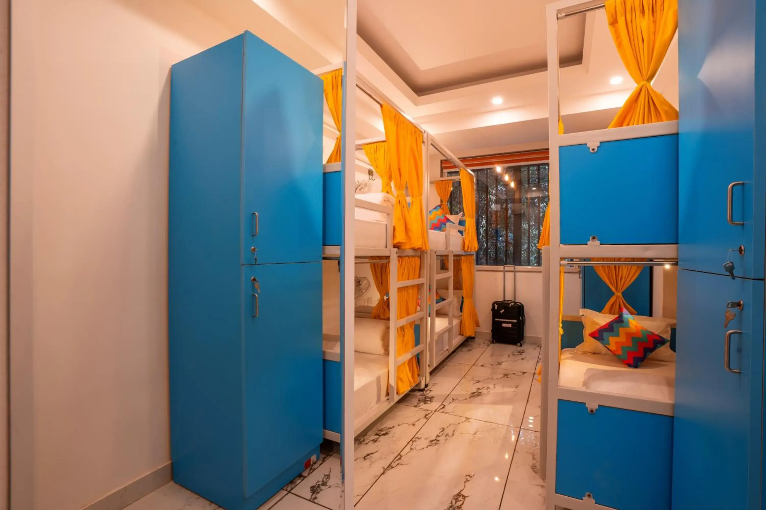 Bed in goSTOPS PLUS Gurugram, Baani Square Bed in goSTOPS PLUS Gurugram, Baani Square