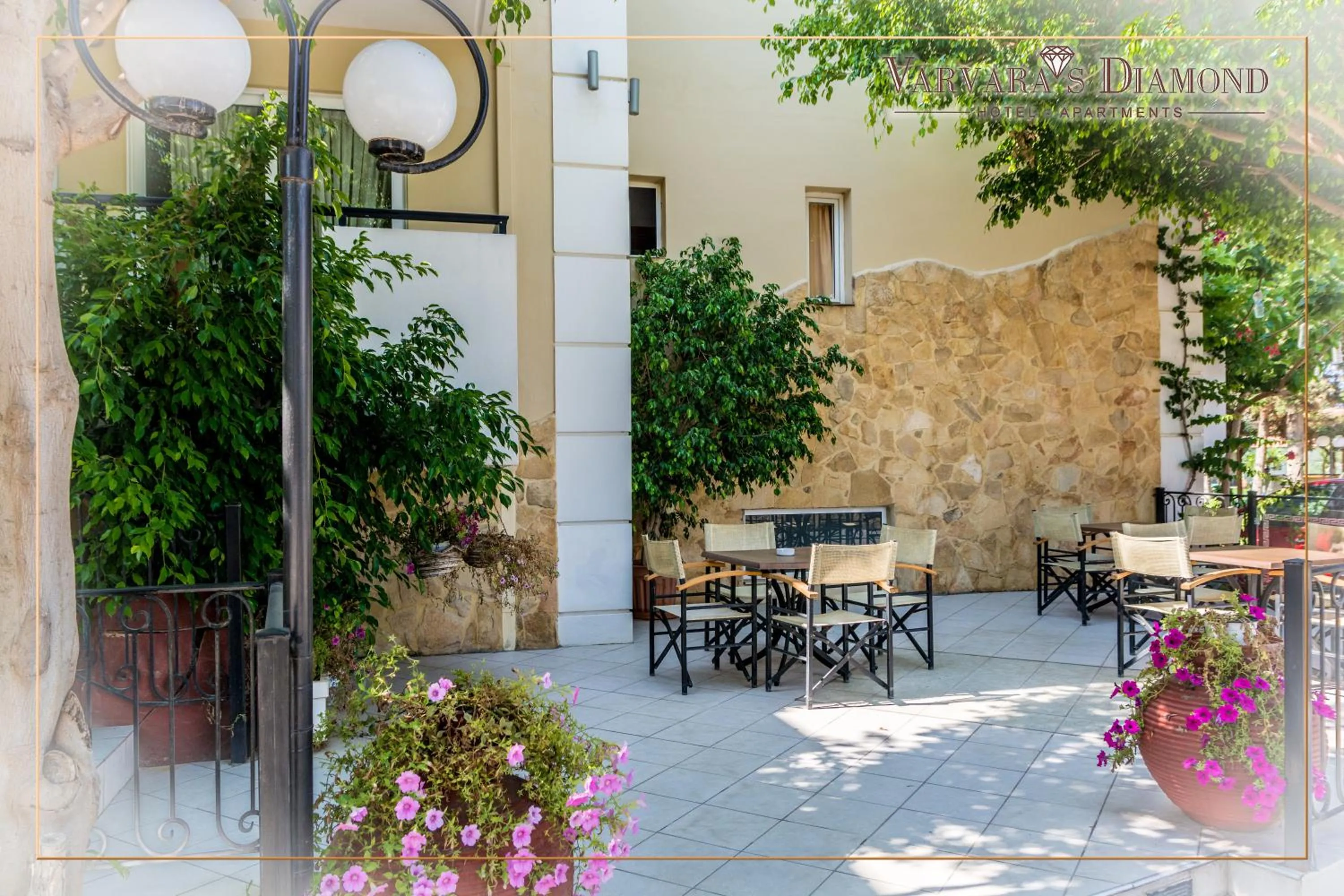 Day in Varvaras Diamond Hotel