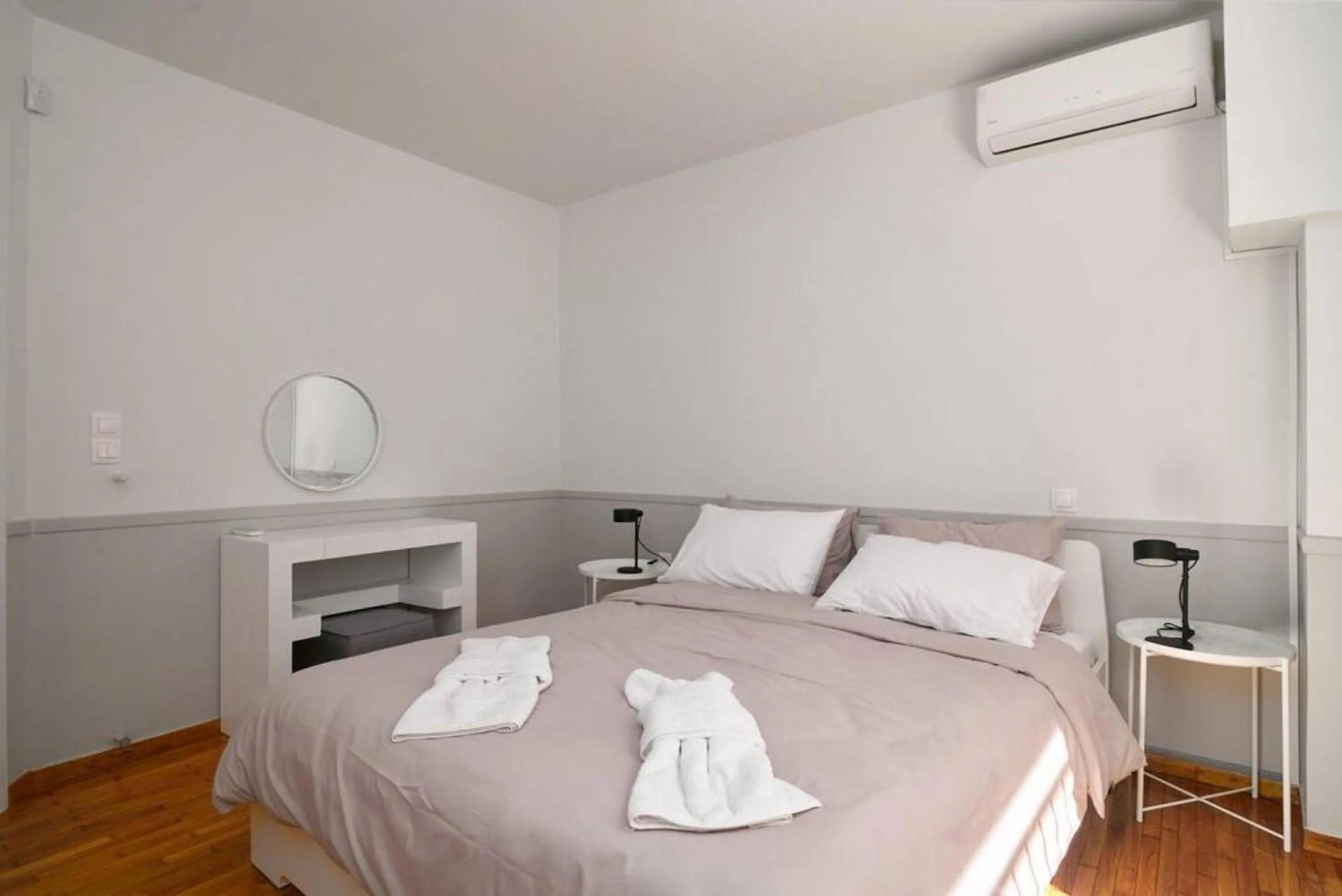 Gly3 65m2 sunshine oasis in Glyfada