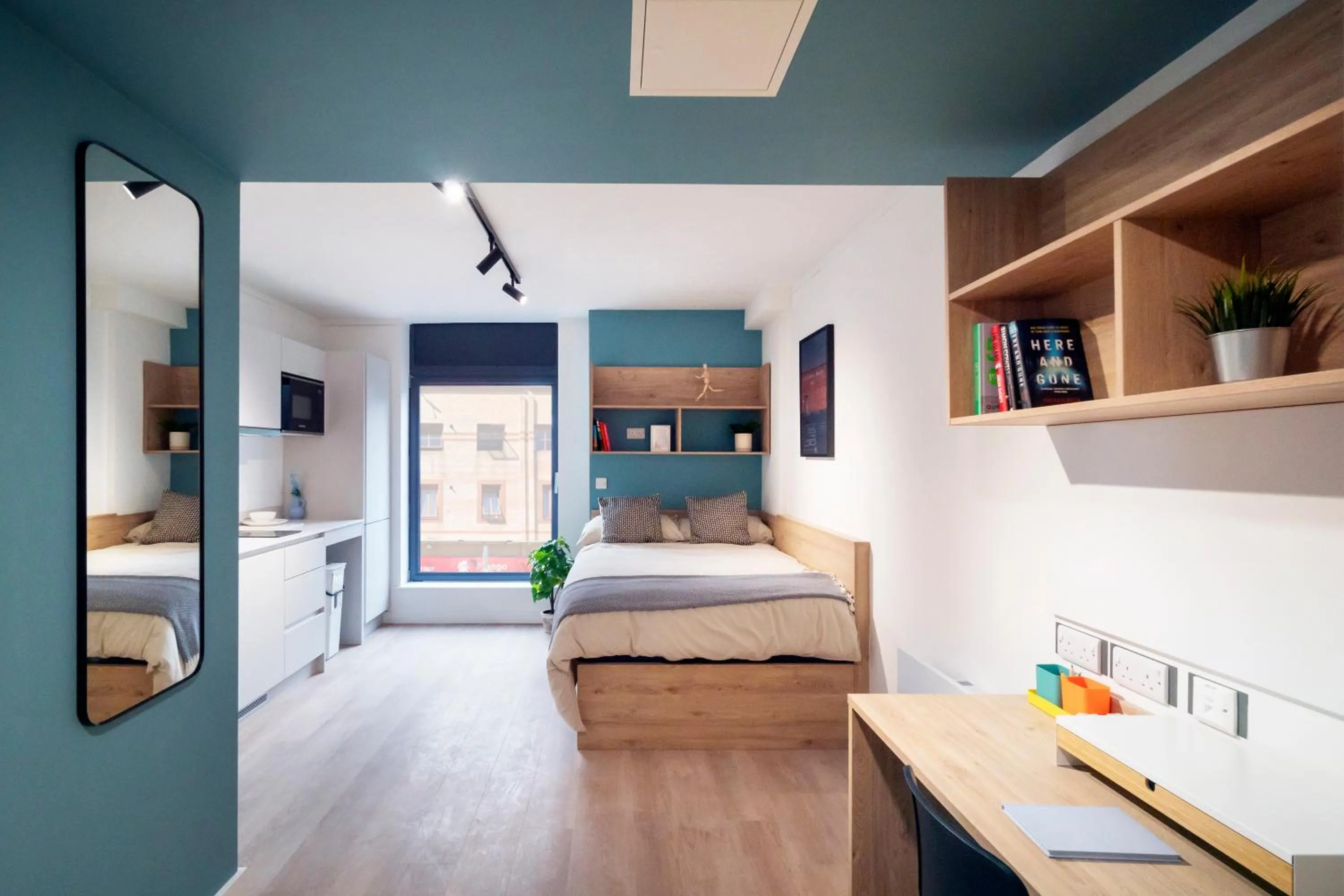 Kitchen or kitchenette, Bed in Bradbury Place