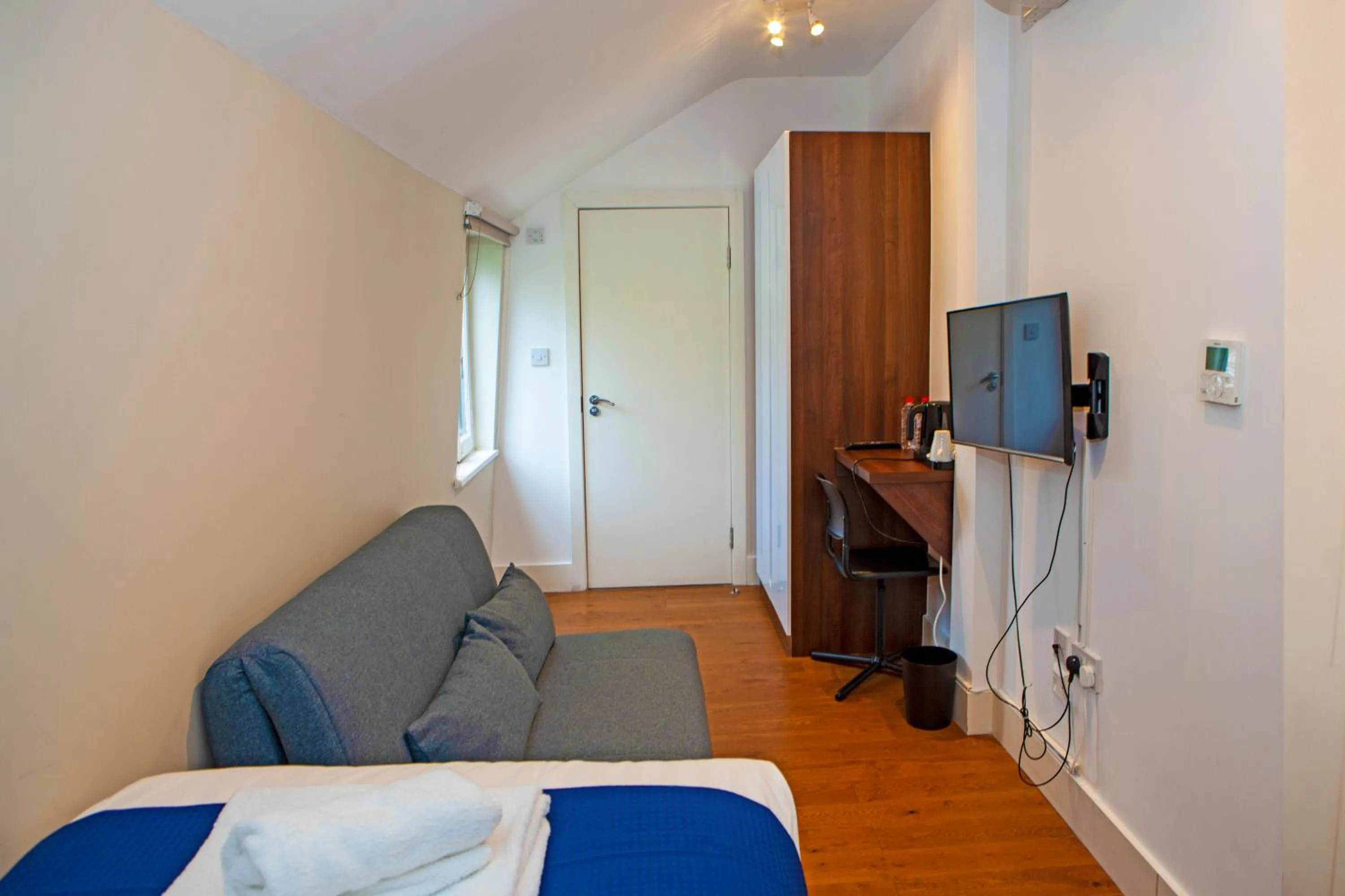 Bed in Putera Puteri Residence