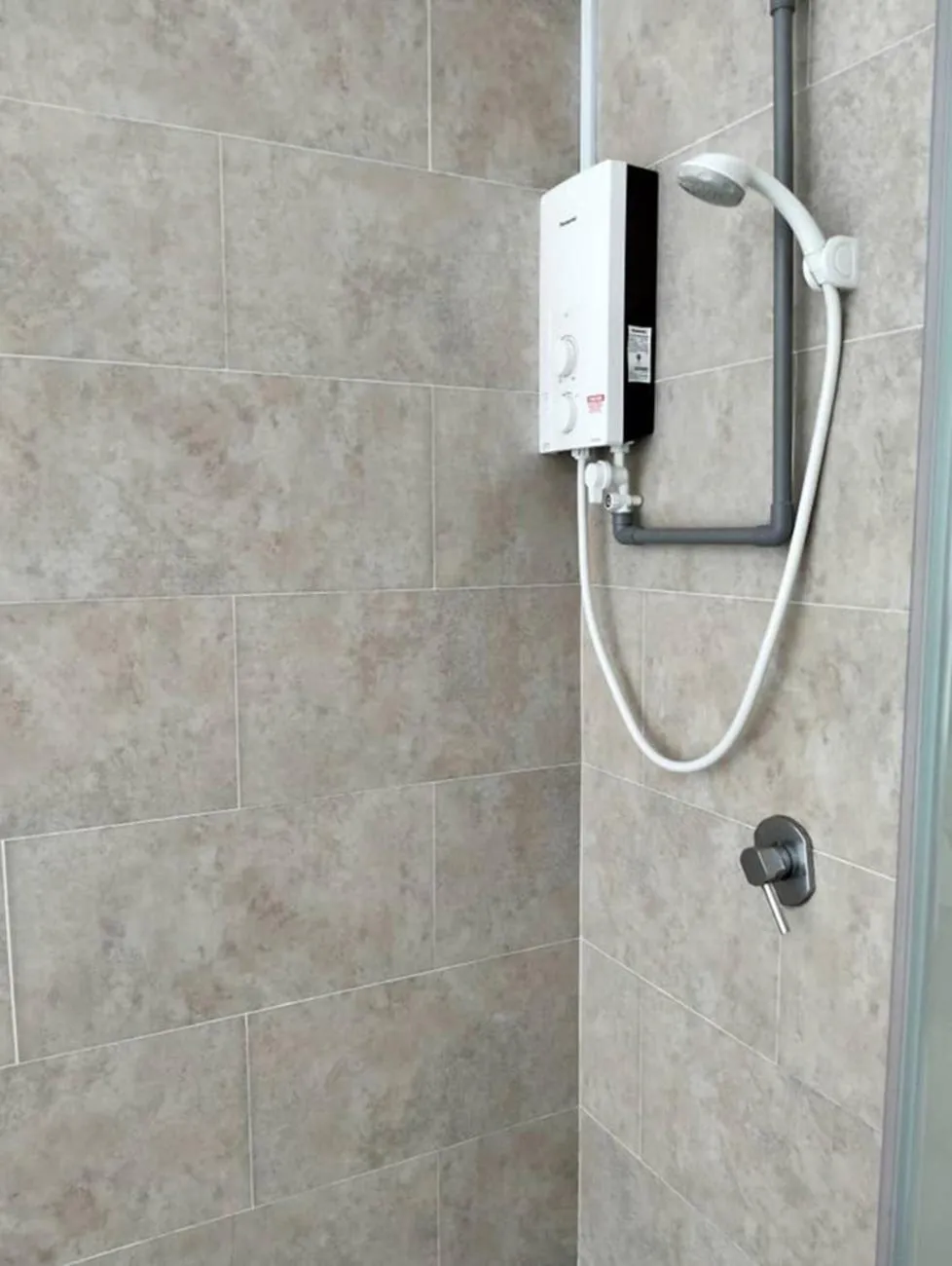 Shower in Sunflower World Hotel