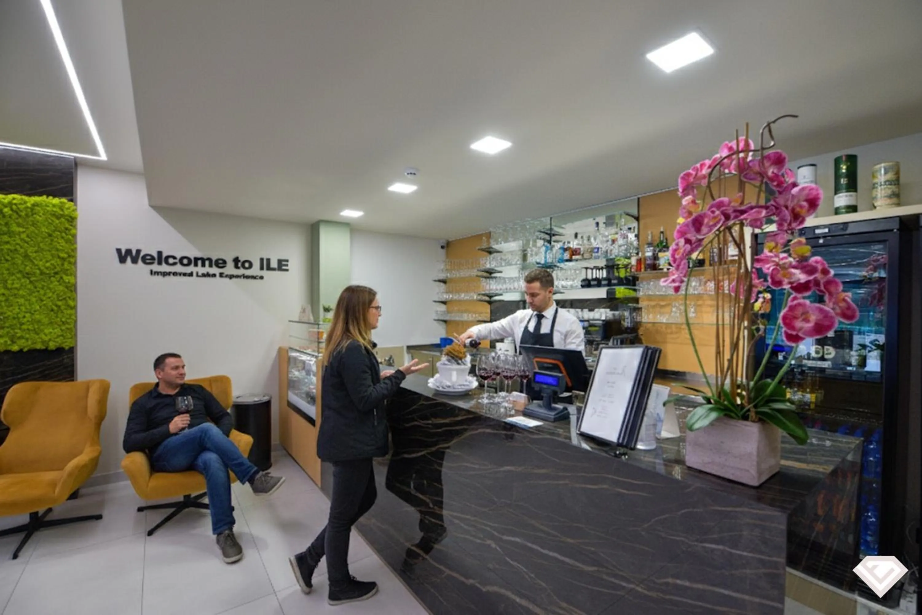 Ile Hotel