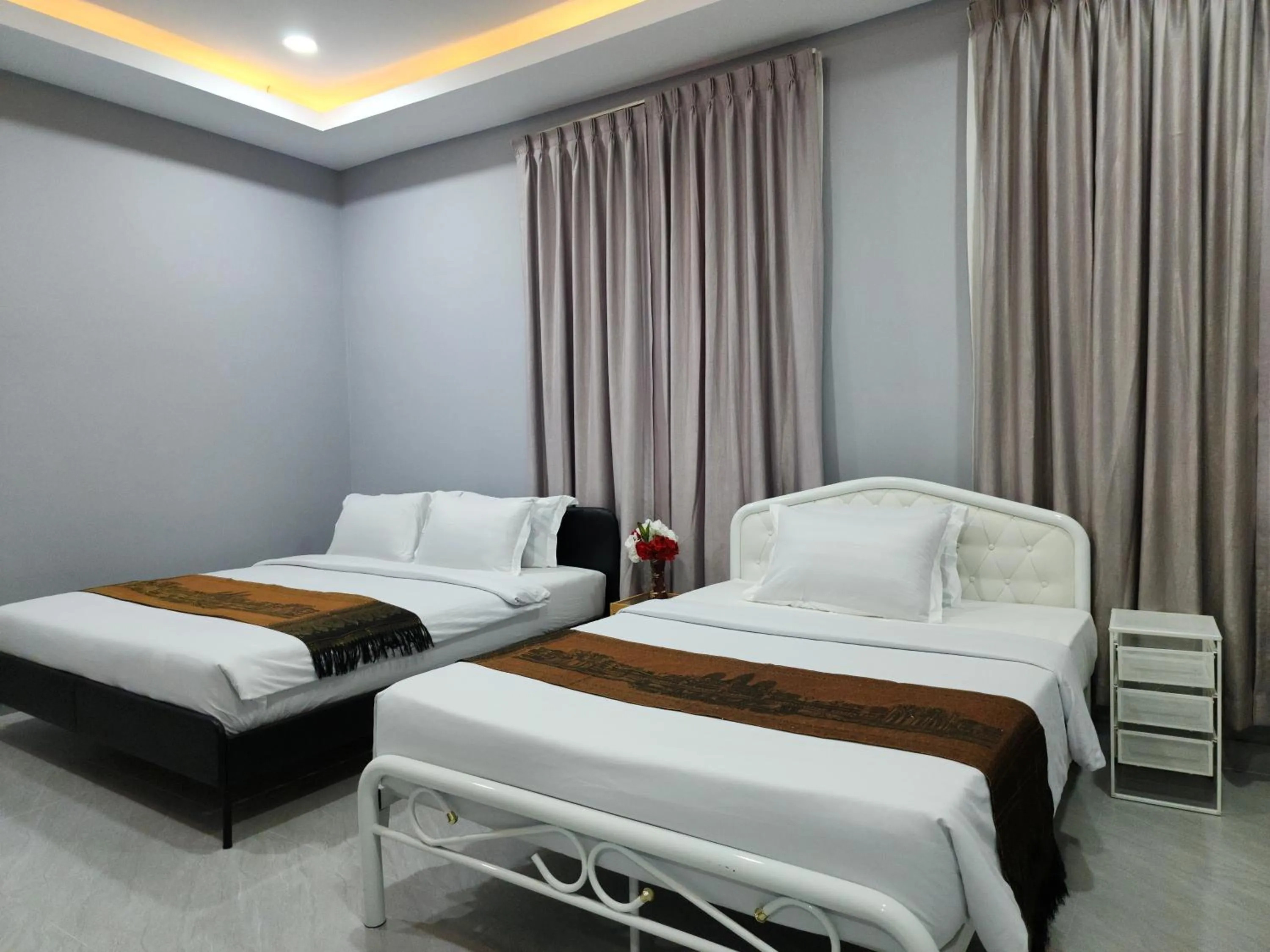 Deluxe Triple Room in BKK Concept Hotel