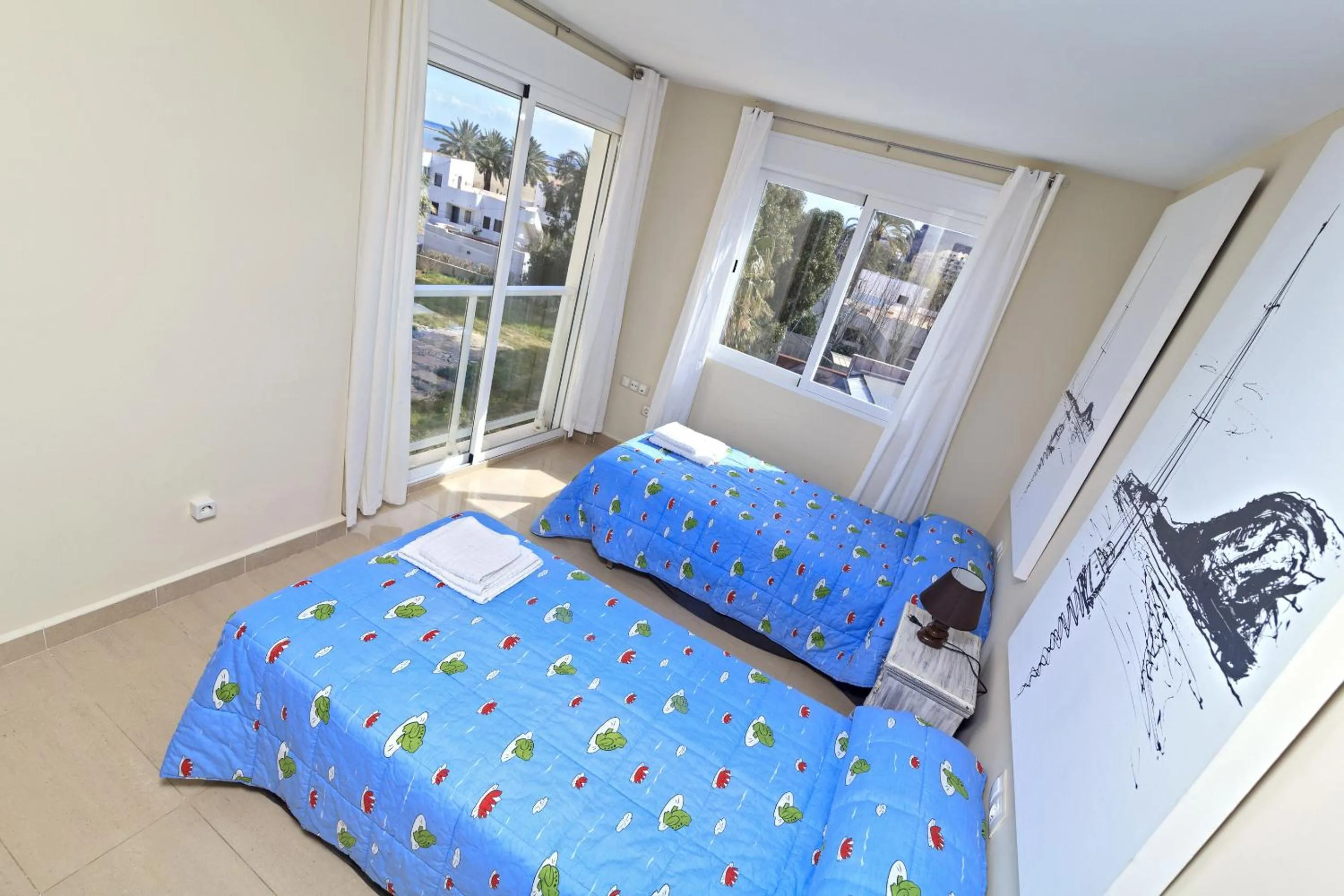 Photo of the whole room, Bed in Apartamentos Carlton VyB