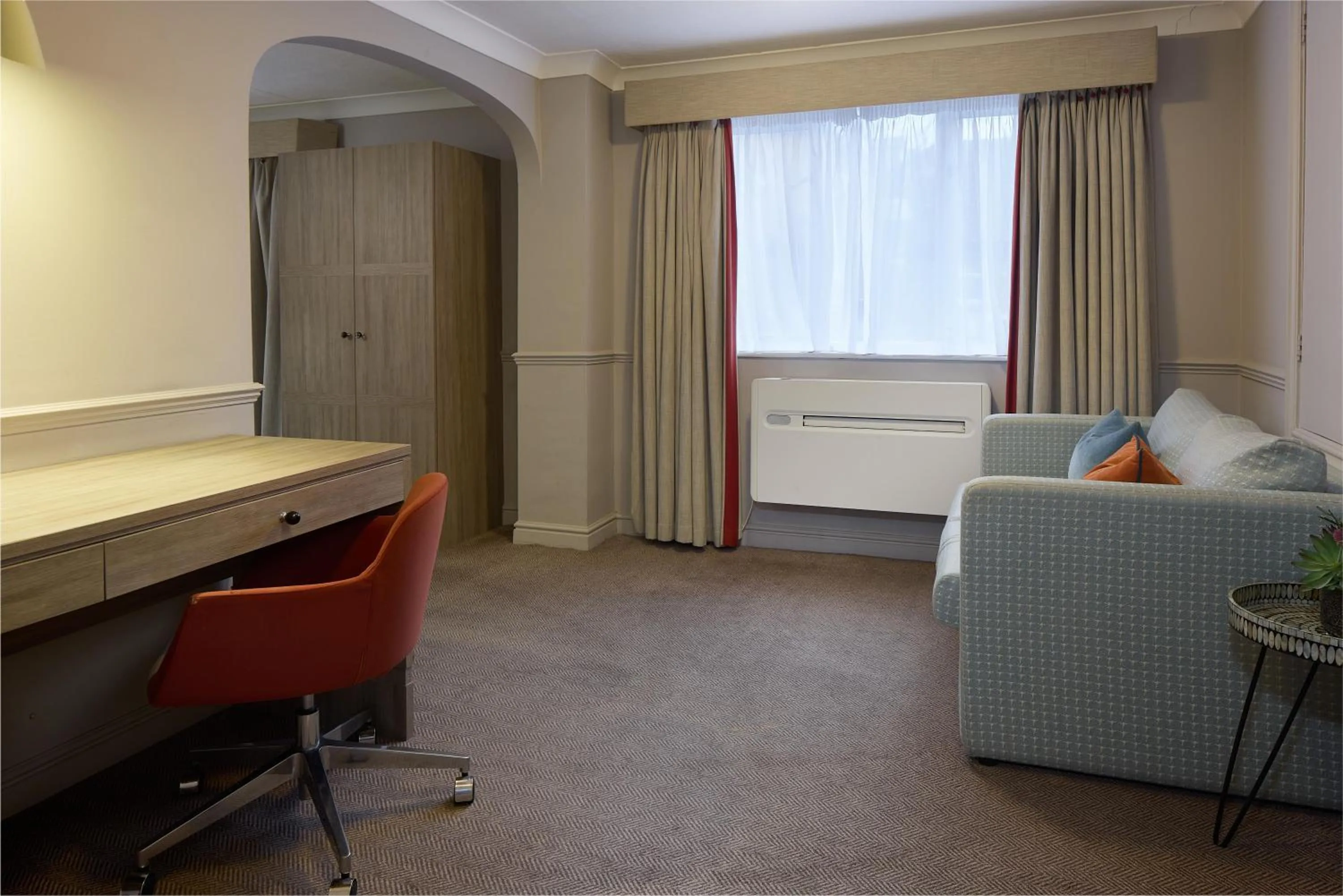 Living room in DoubleTree by Hilton York