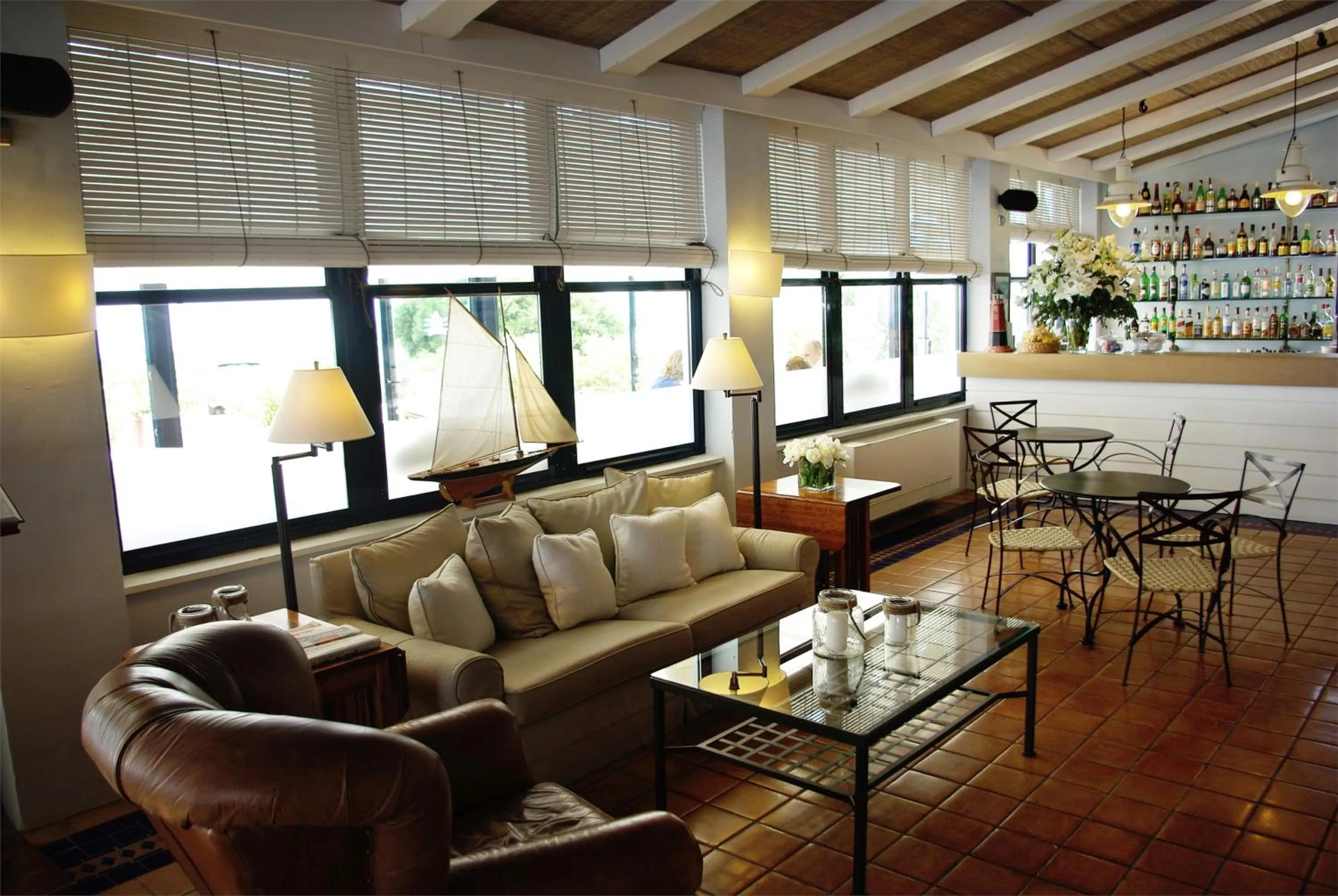 Restaurant/places to eat in El Far Hotel Restaurant