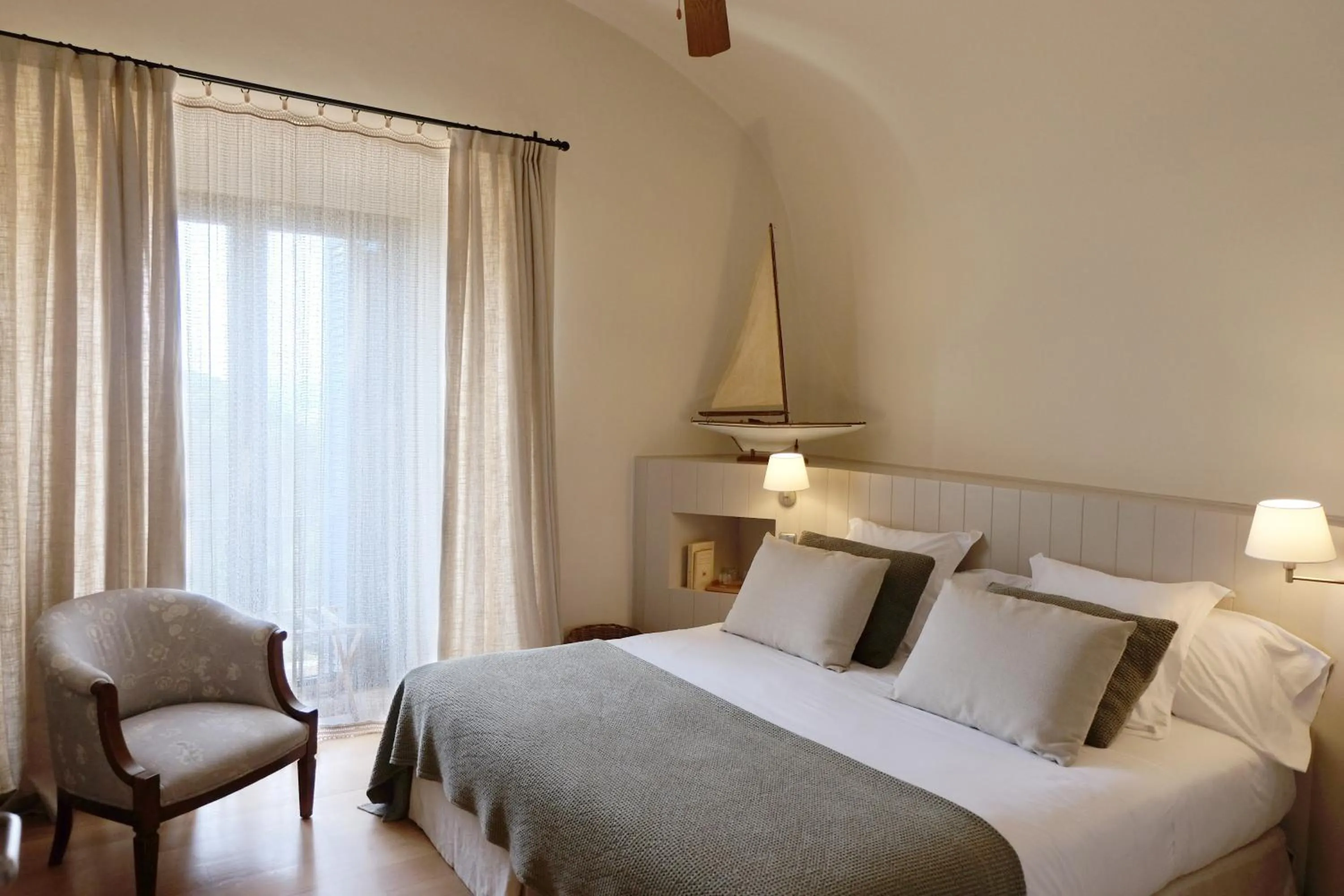 Bed in El Far Hotel Restaurant