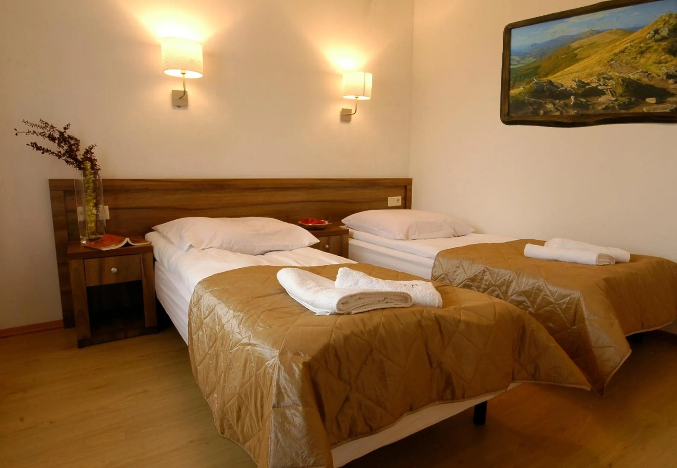 Bed in Dom na Skale - Apartamenty w Bieszczadach nad Soliną