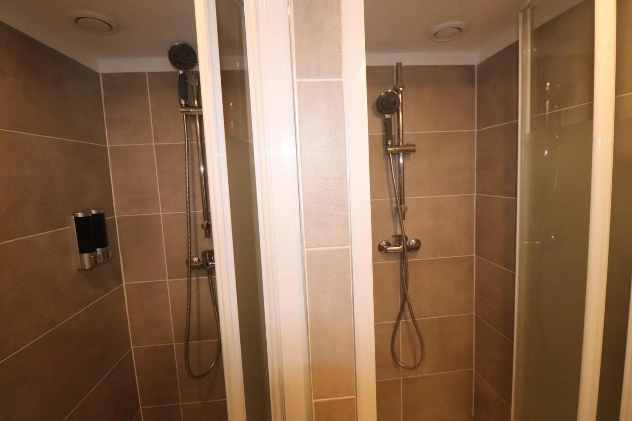 Bathroom in VILLA SEPHORA CANNES