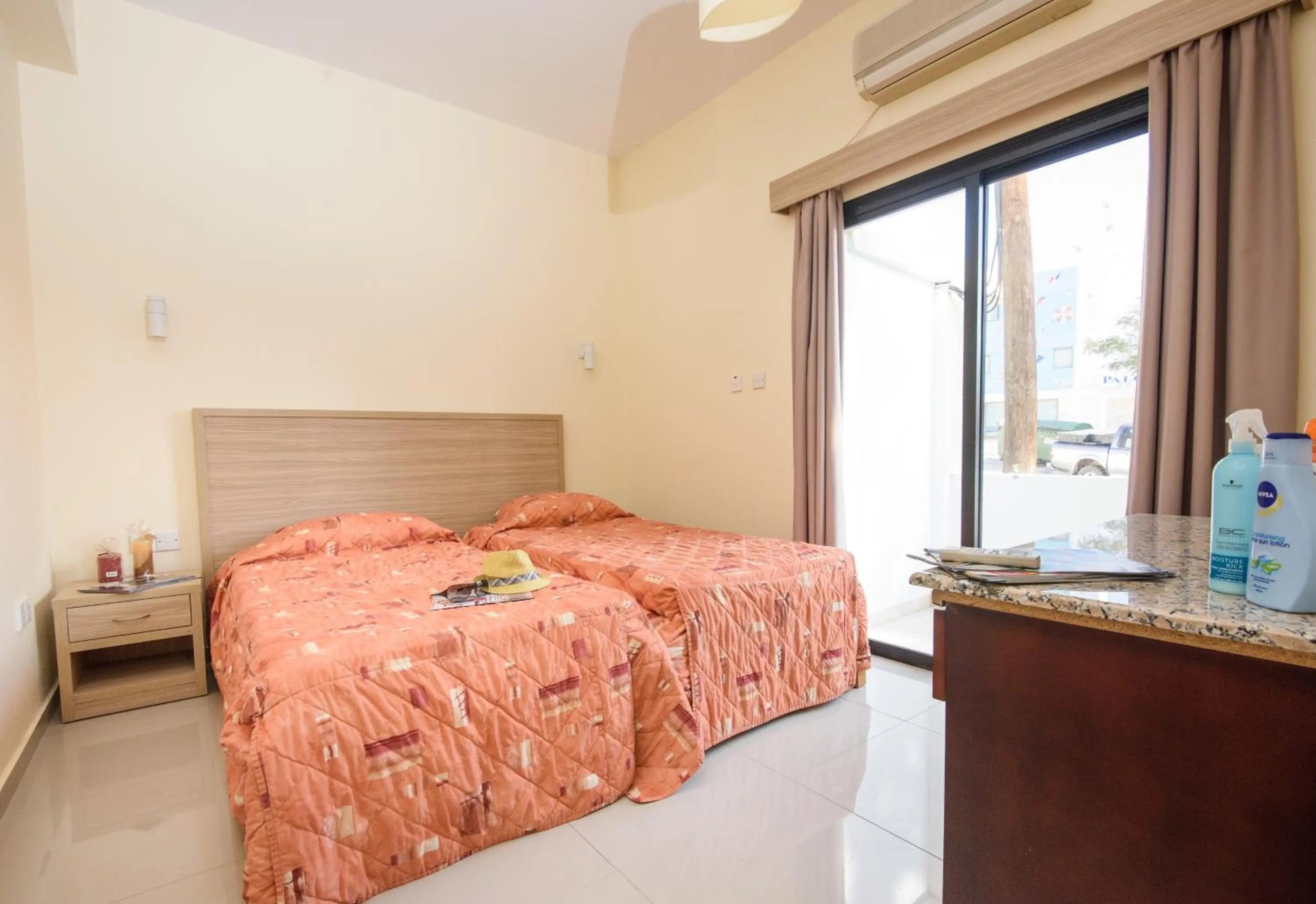 Bedroom, Bed in Paul Marie Hotel Apartments