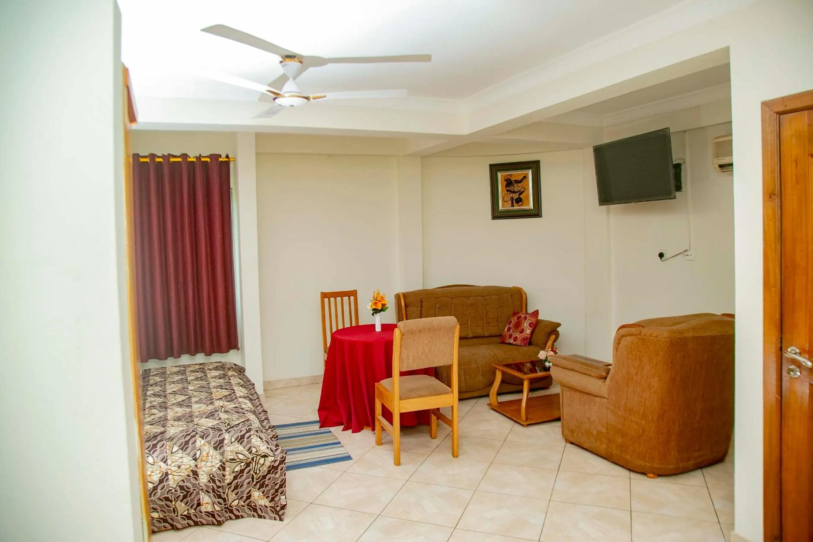 Living room in Brookvale Hotel
