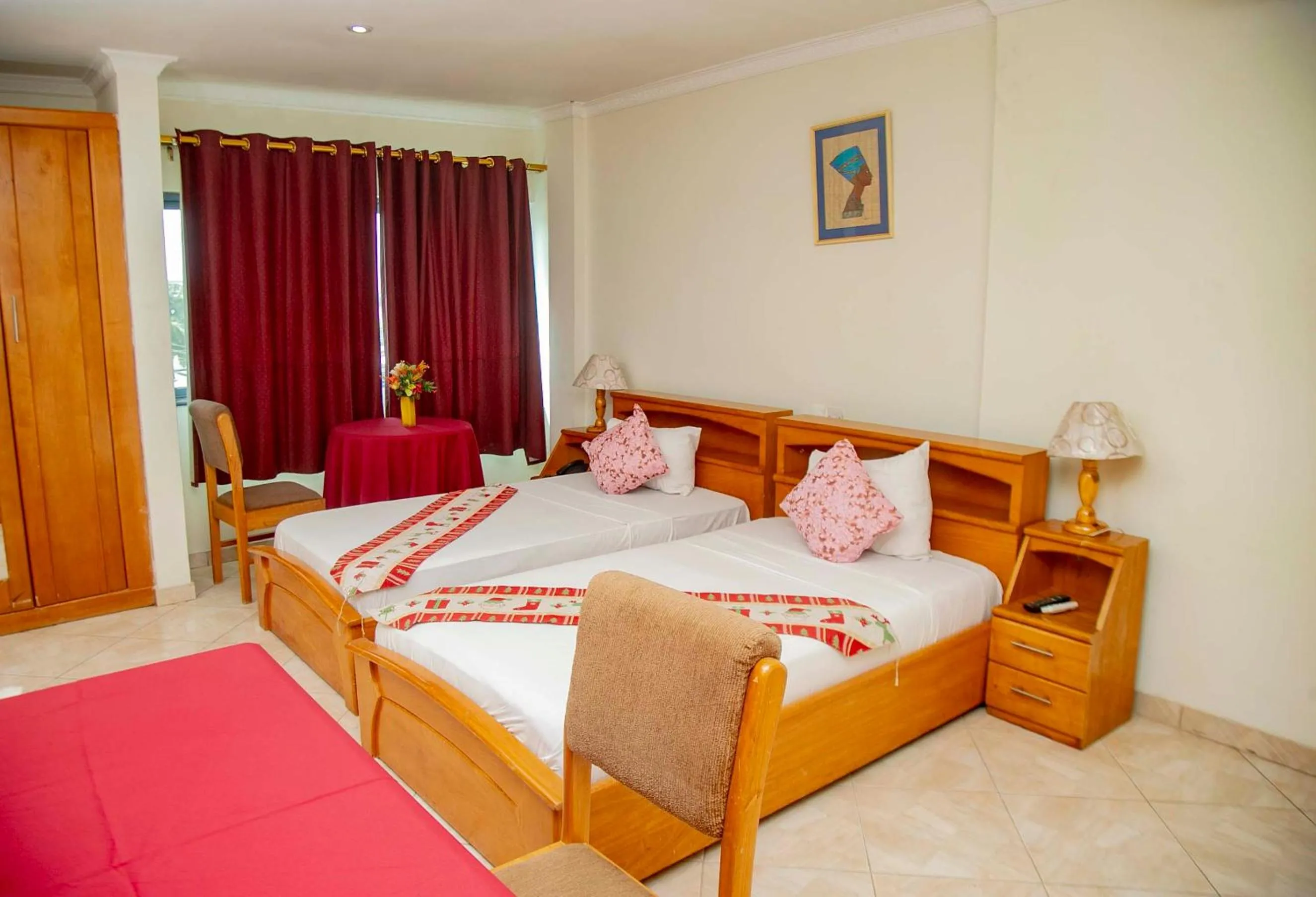 Bedroom in Brookvale Hotel