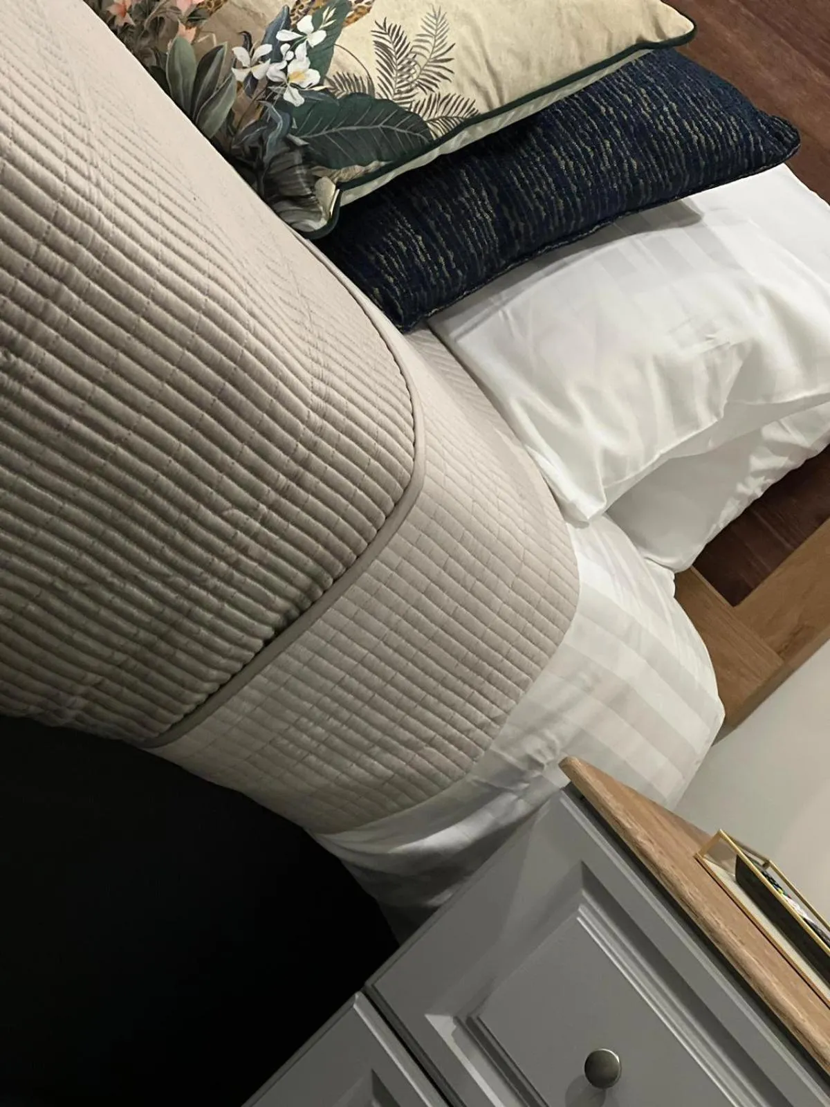 Bed in 53 Luxury Rooms