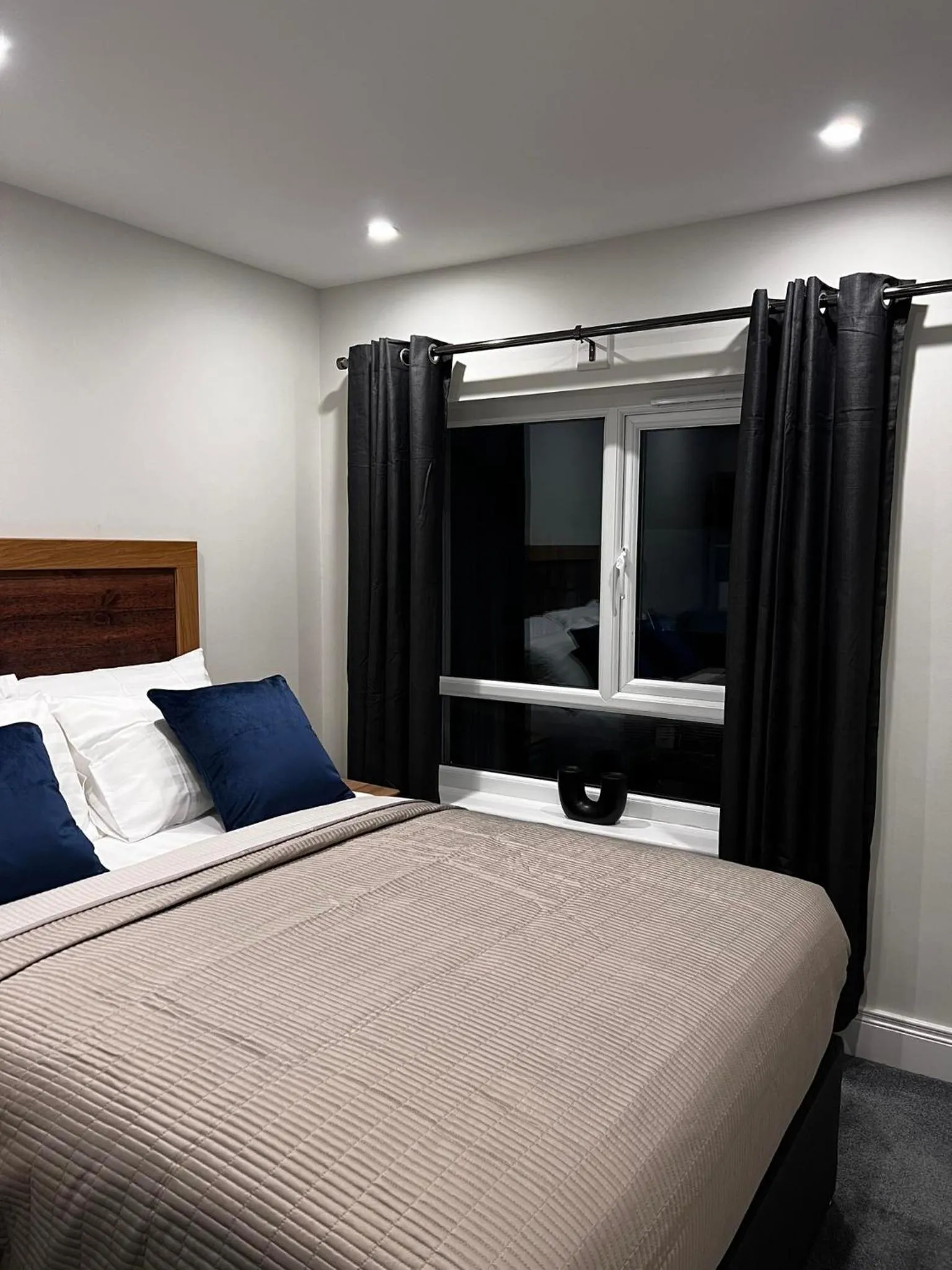 Bed in 53 Luxury Rooms