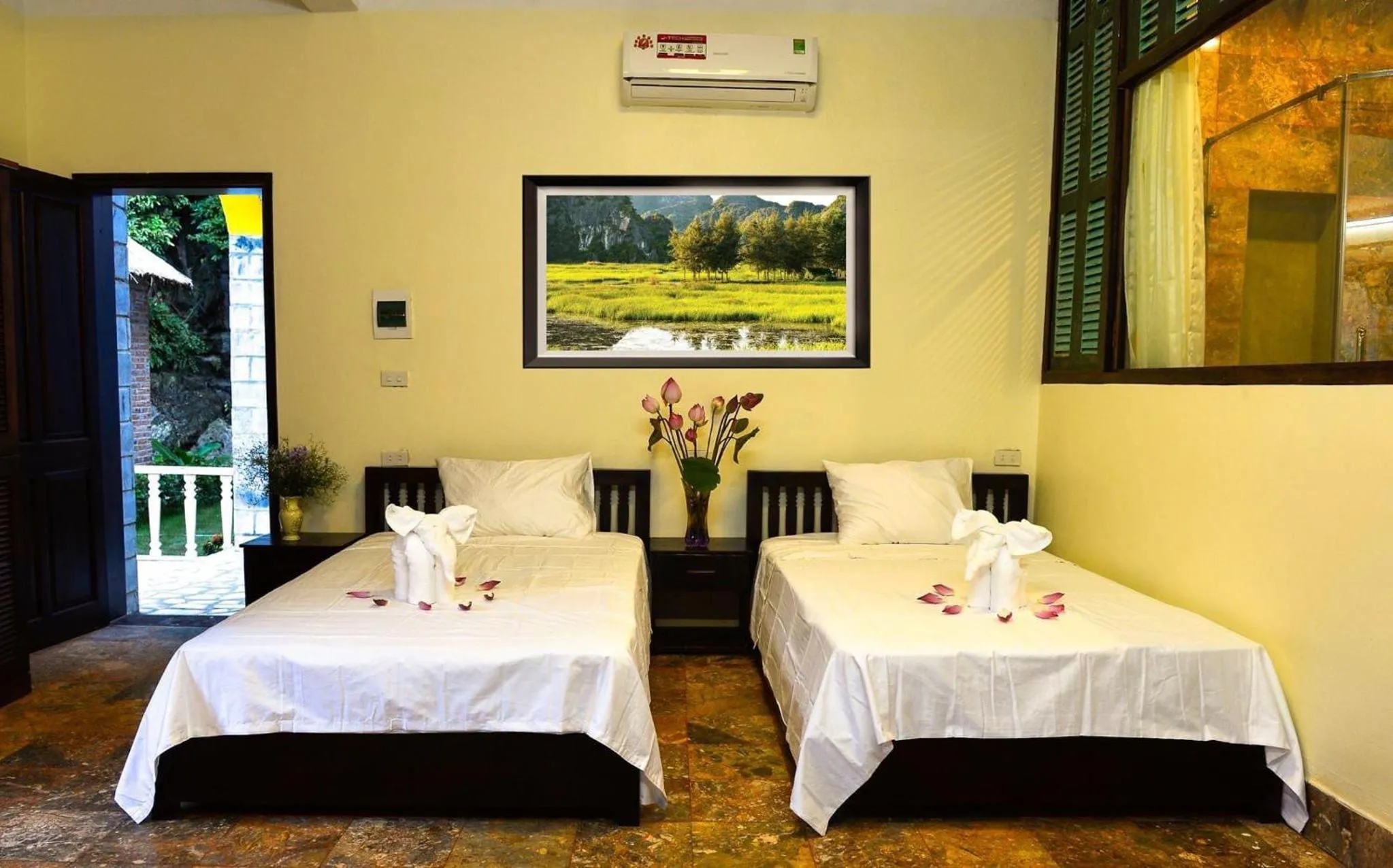 Bed in Ninh Binh Retreat